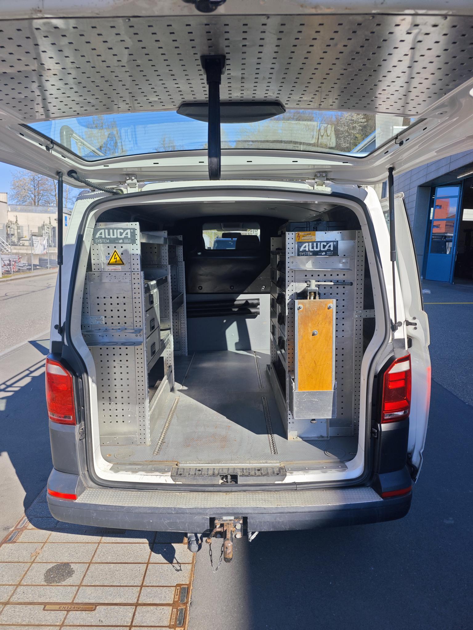 VW T6 2.0 Bi-TDI 4Motion-image-4