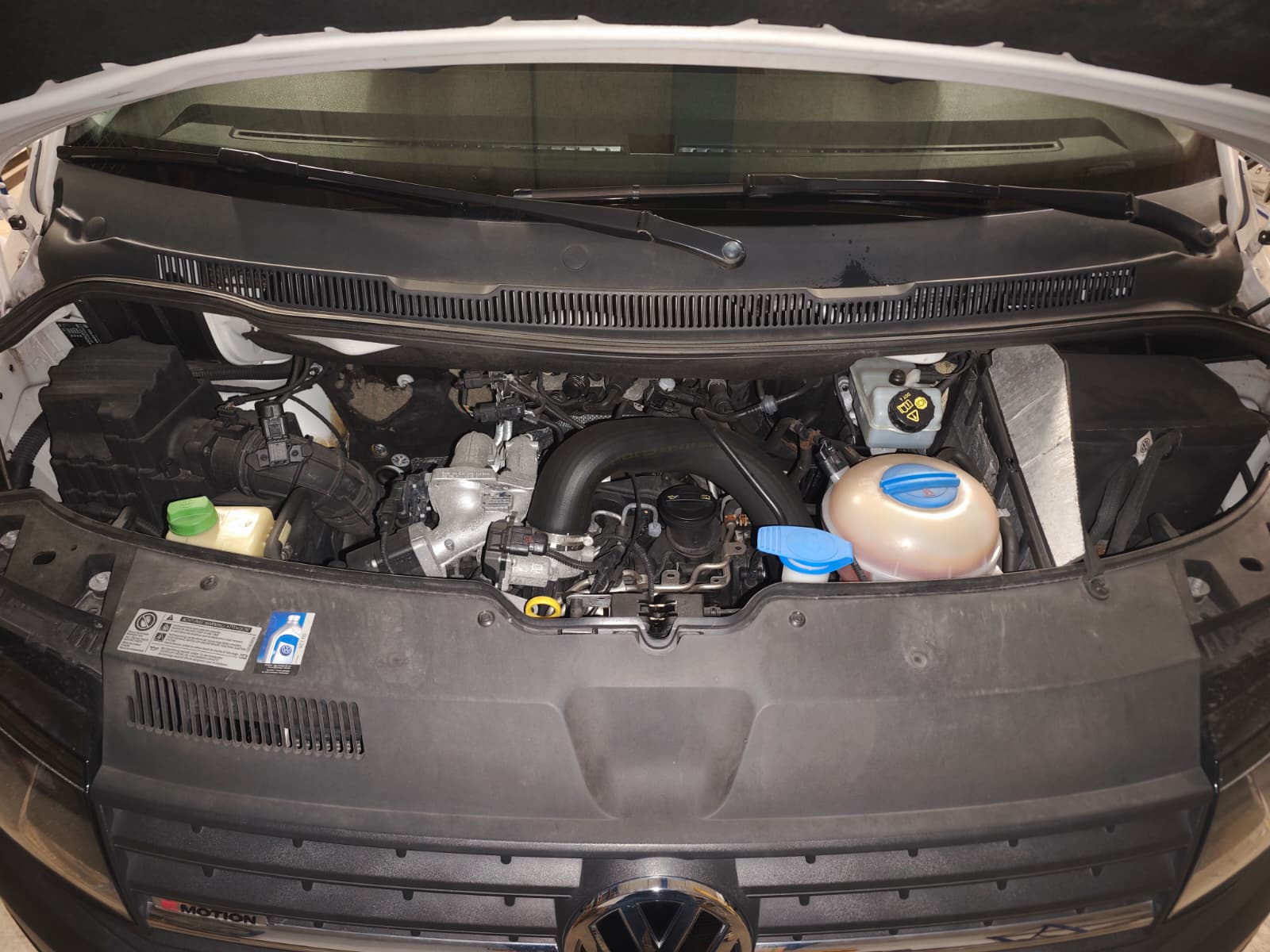 VW T6 2.0 Bi-TDI 4Motion-image-5