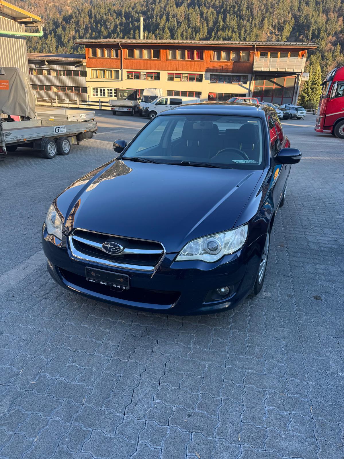 SUBARU Legacy 2.0R AWD Limited — slika 1