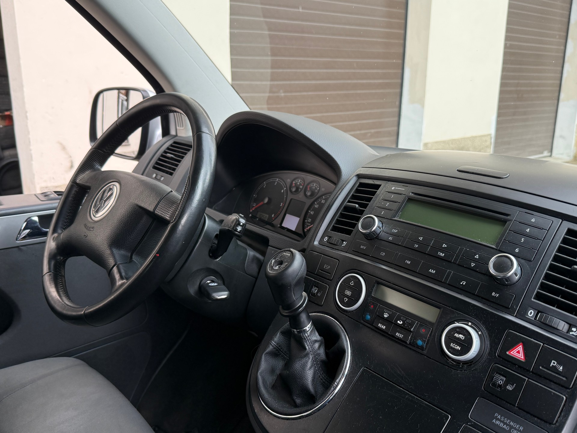 VW T5 Multivan Comfortline 2.5 TDI 4M-image-11
