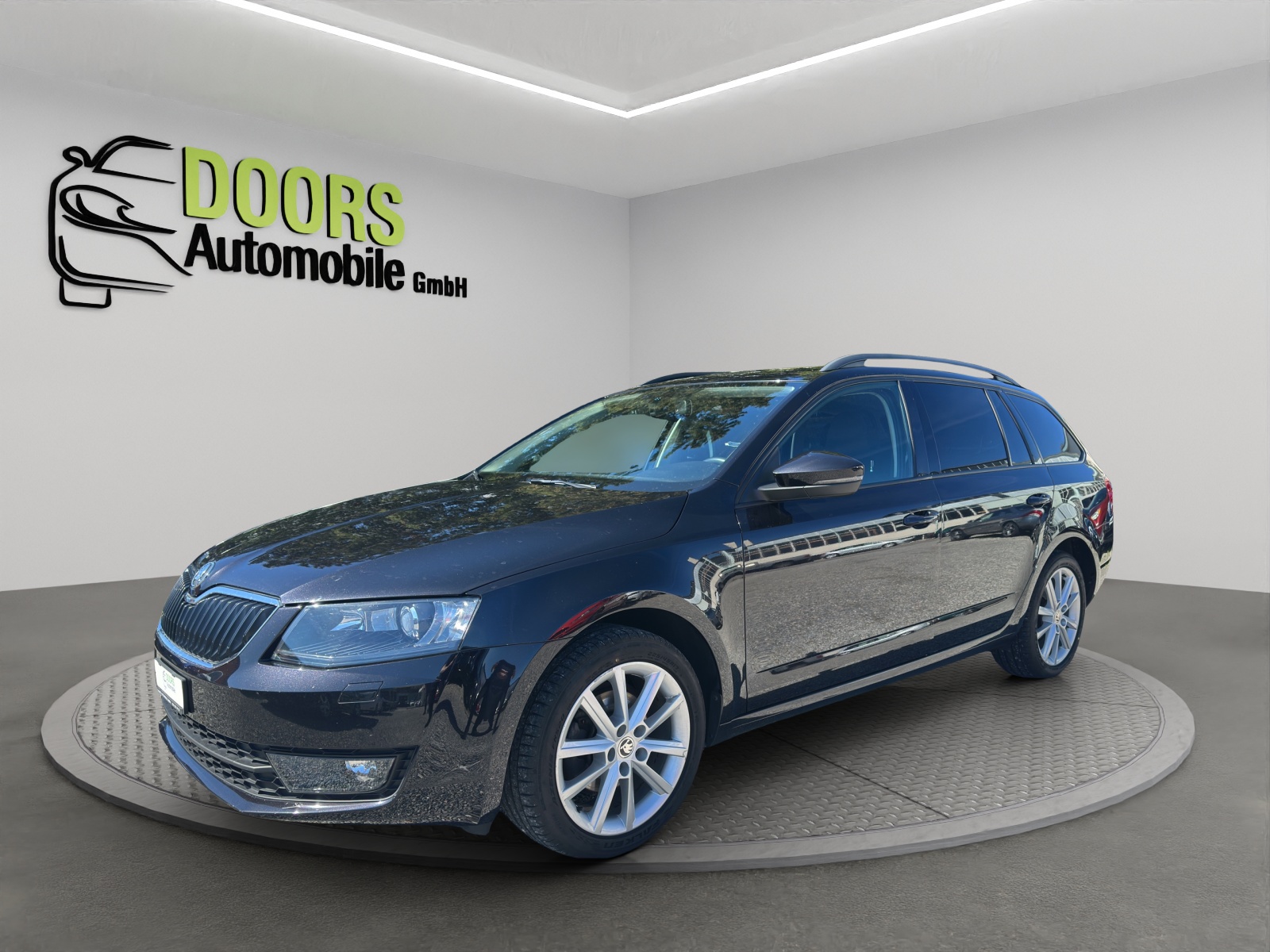SKODA Octavia Combi 2.0 TDI Ambition DSG-image-2