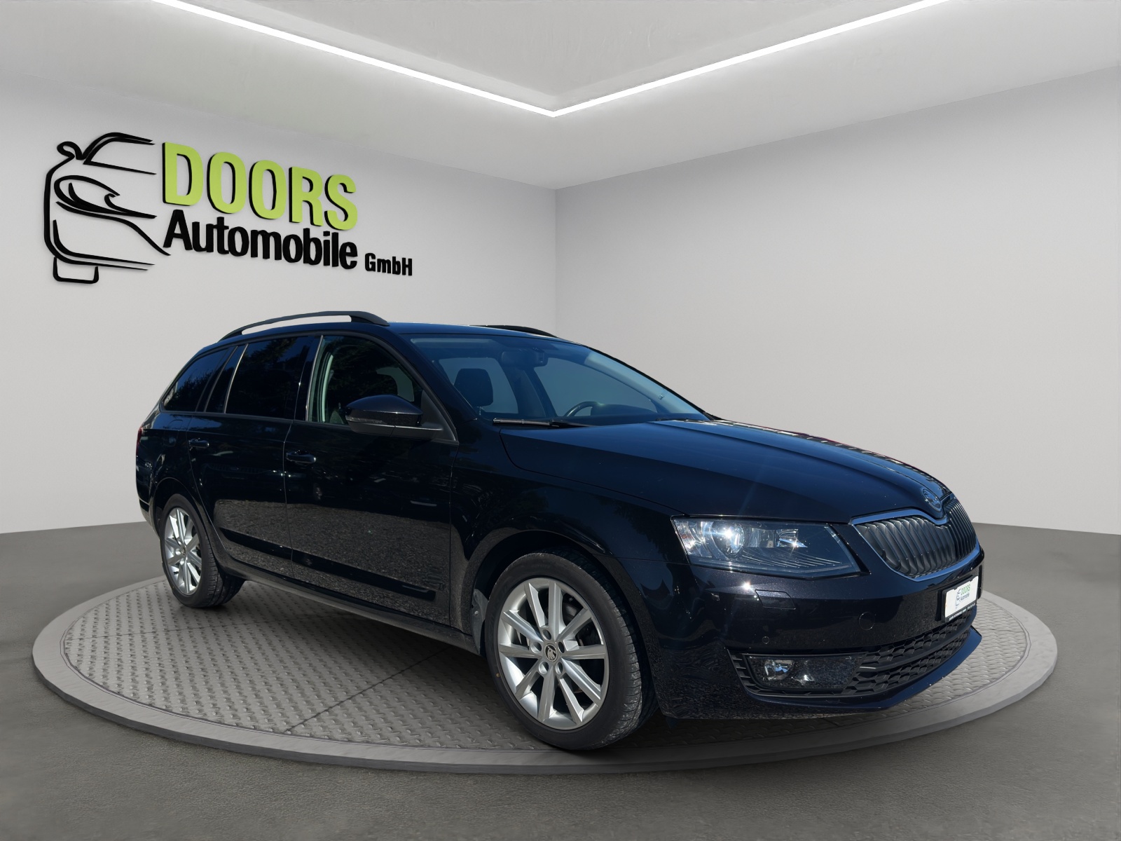 SKODA Octavia Combi 2.0 TDI Ambition DSG-image-0