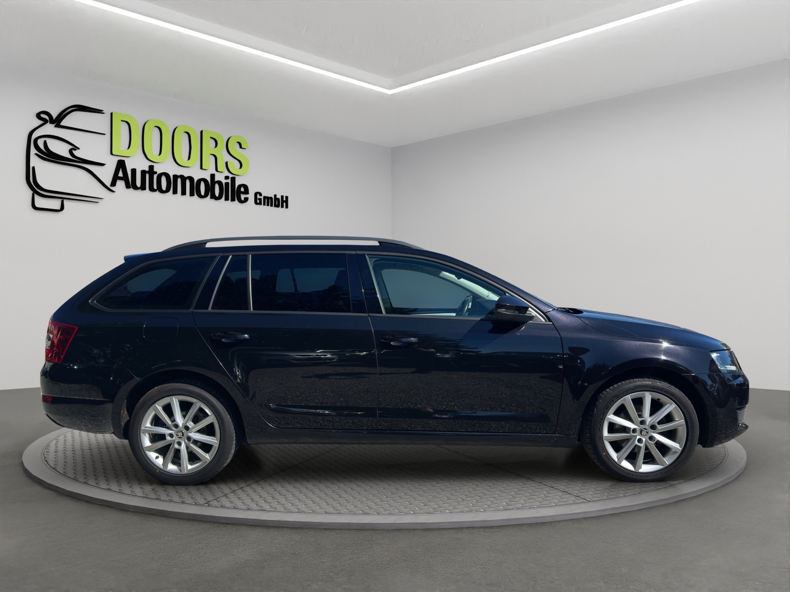SKODA Octavia Combi 2.0 TDI Ambition DSG-image-7