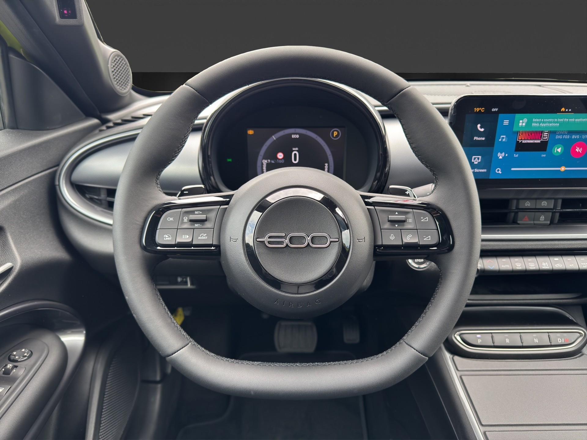 FIAT 600h MildHybrid Sport-image-10