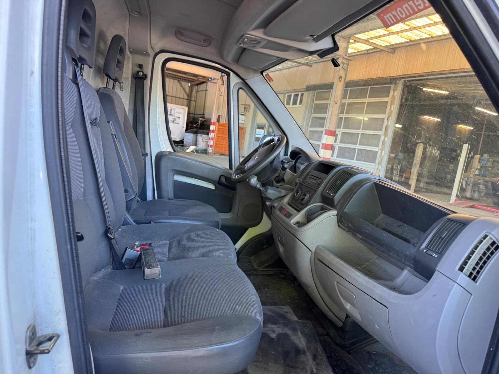 PEUGEOT Boxer 2.2 HDI 333 L2H2-image-6