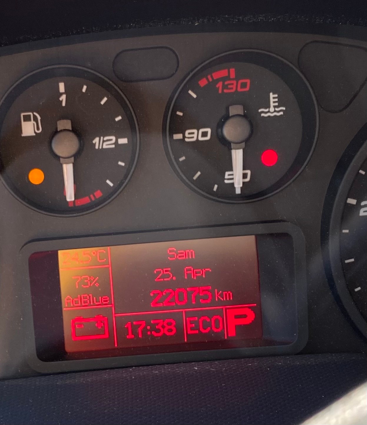 IVECO 50C18 Daily-image-15
