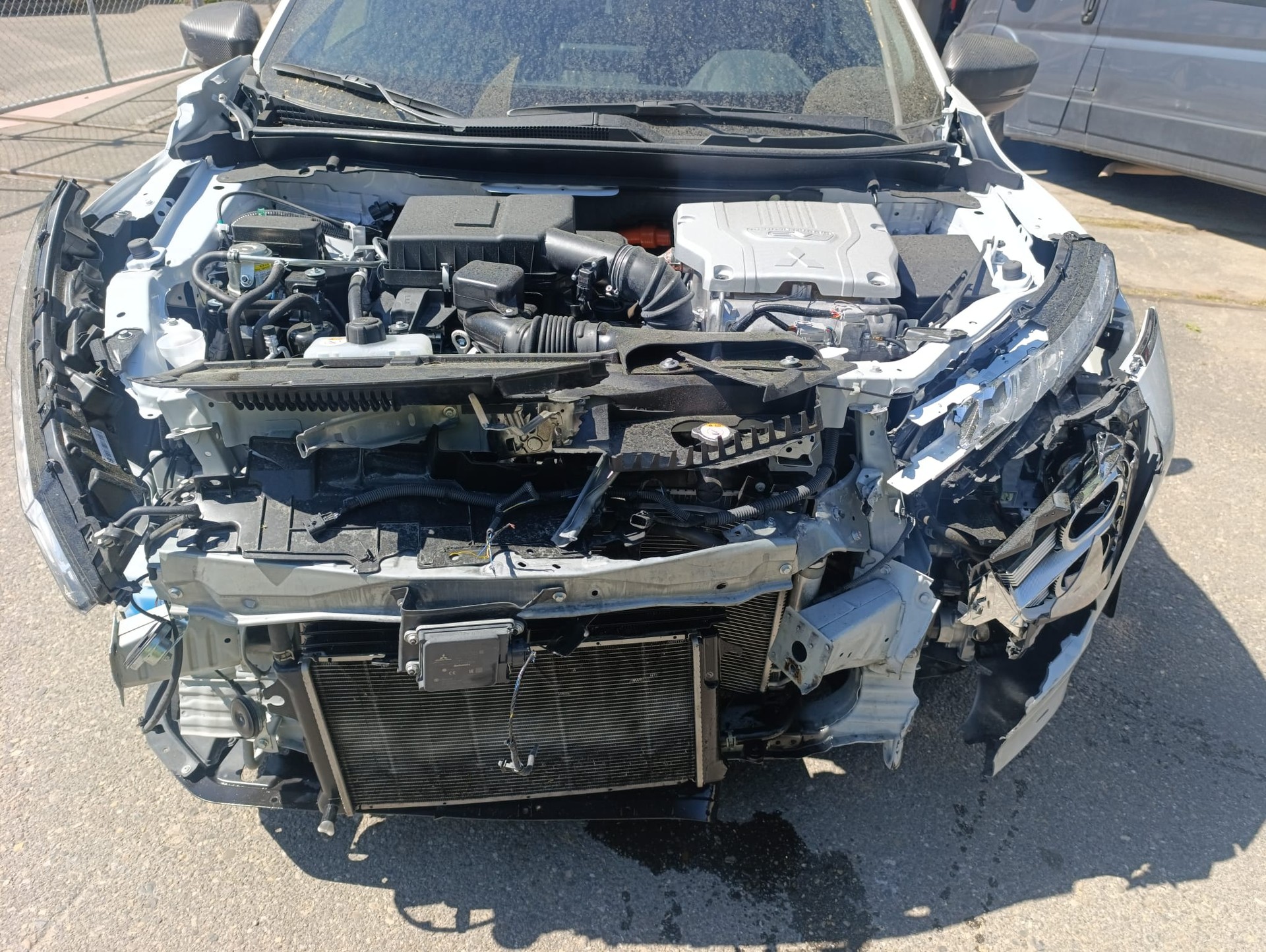 MITSUBISHI Eclipse Cross 2.4 PHEV Ralliart 4WD-image-8
