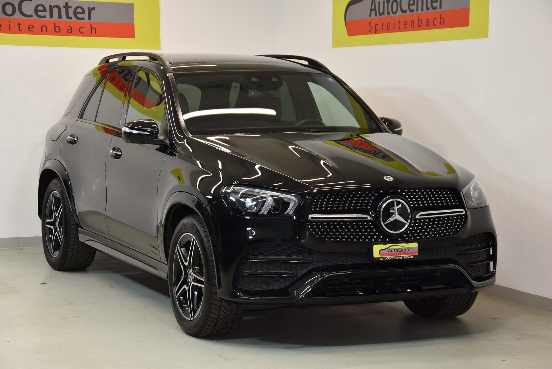 MERCEDES-BENZ GLE 300 d 4Matic AMG Line 9G-Tronic-image-0