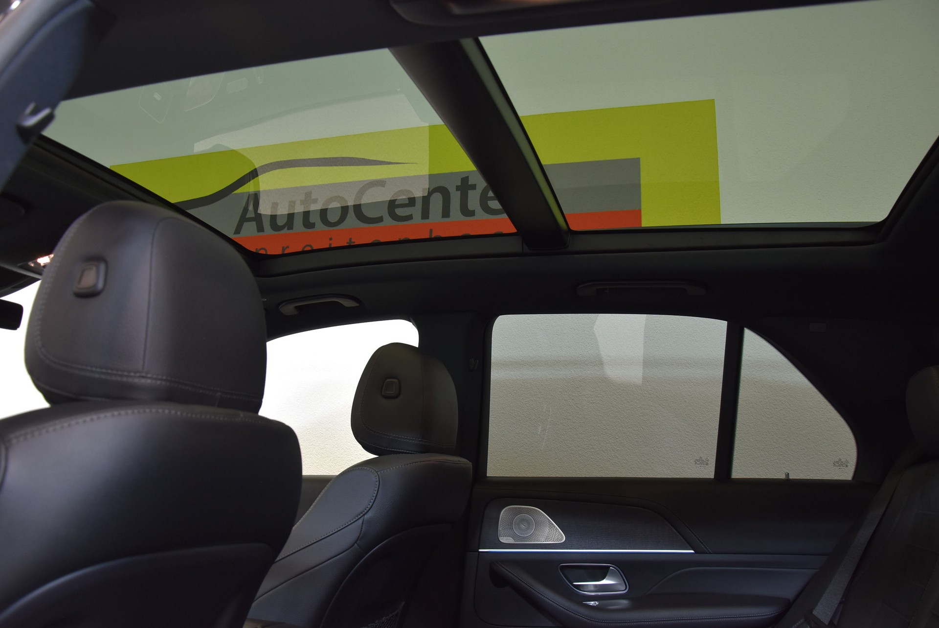 MERCEDES-BENZ GLE 300 d 4Matic AMG Line 9G-Tronic-image-6