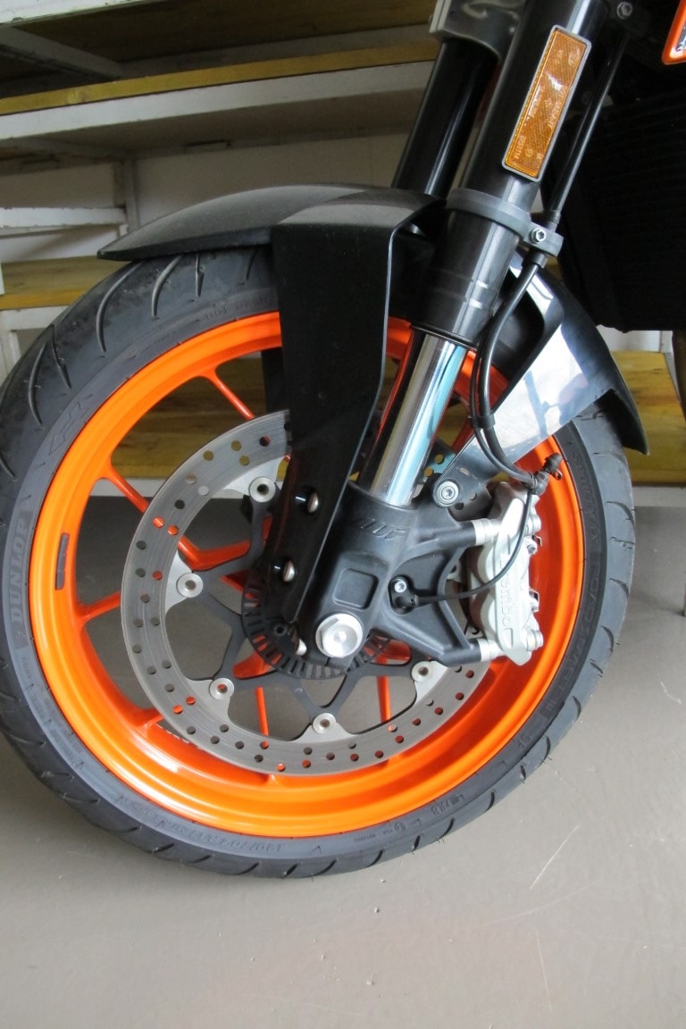 KTM 690 Duke ABS-image-11
