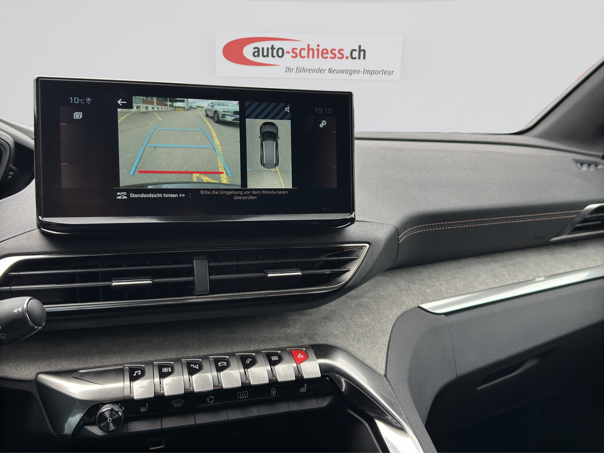 PEUGEOT 5008 1.2 Pure Tech GT 7Pl. EAT8-image-13