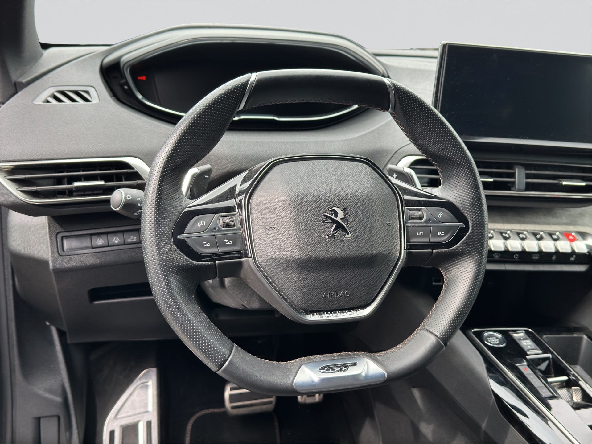 PEUGEOT 5008 1.2 Pure Tech GT 7Pl. EAT8-image-10