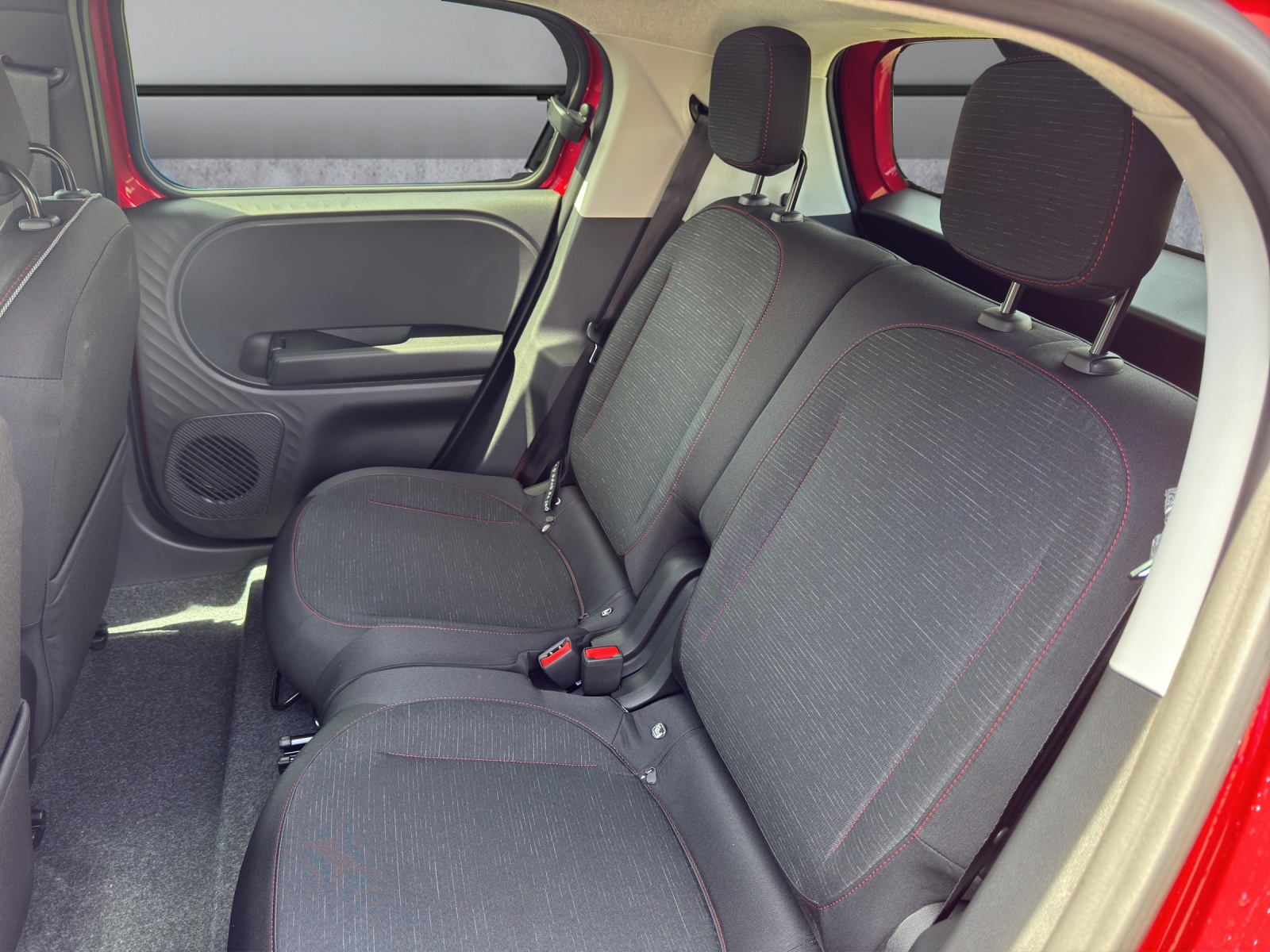 RENAULT Twingo E-Tech 27kWh Techno-image-10