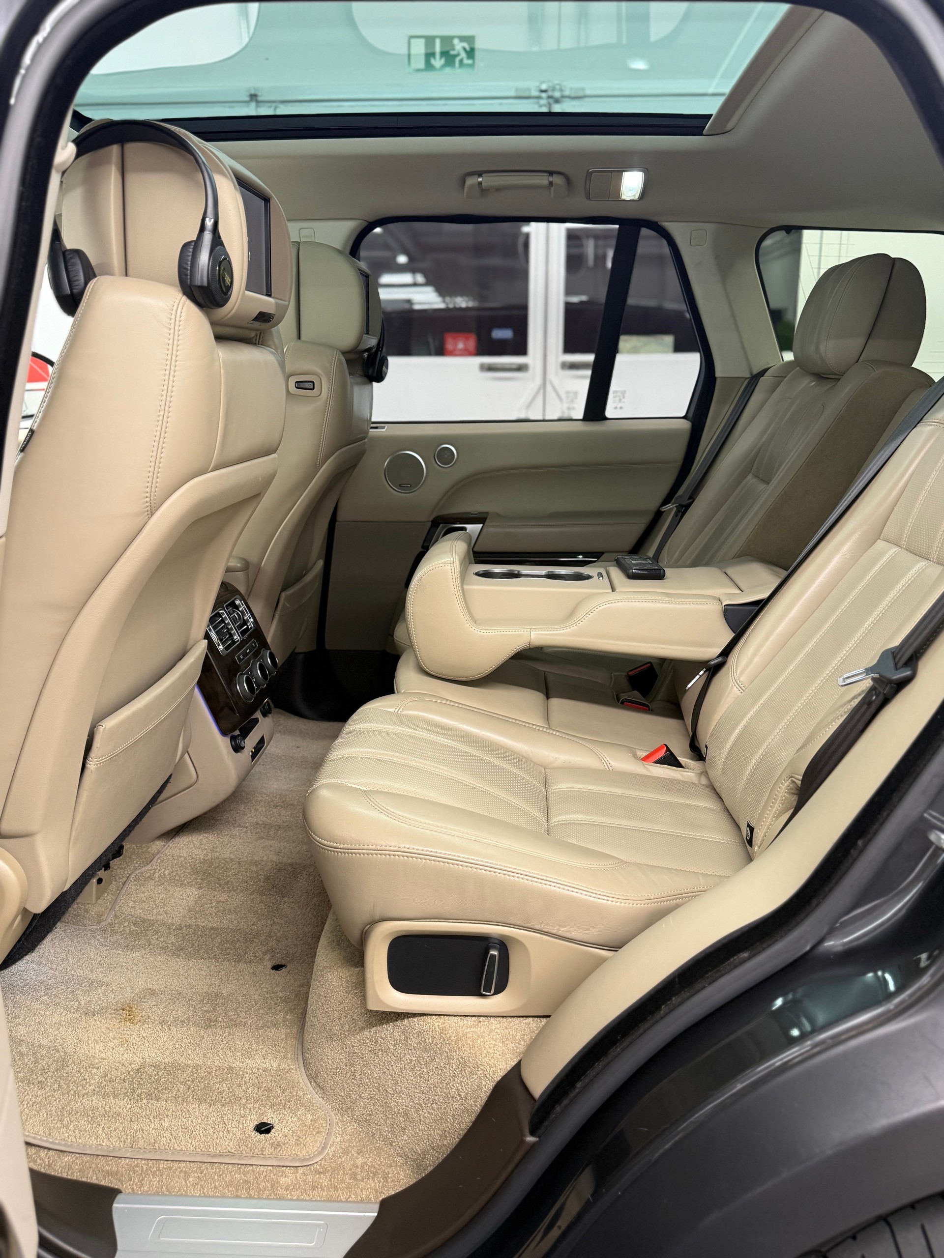 LAND ROVER Range Rover 3.0 TDV6 Vogue SVO Optik-image-29