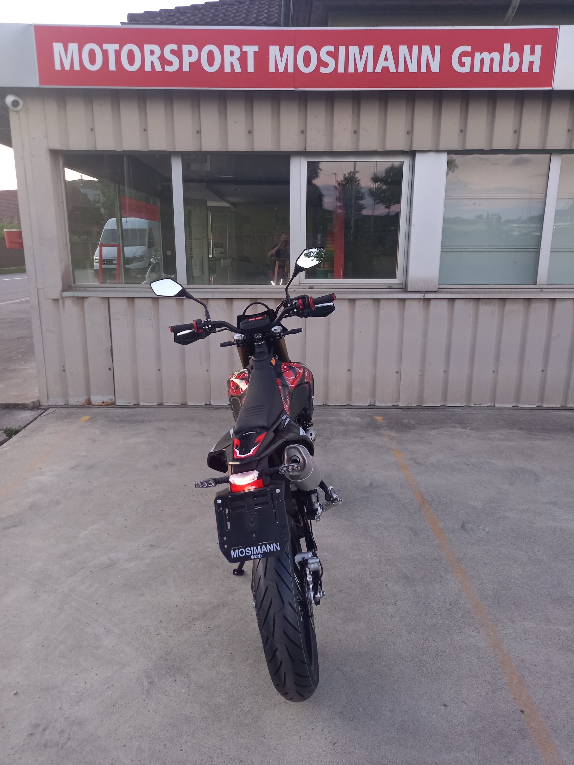 QJ COX 125-image-4