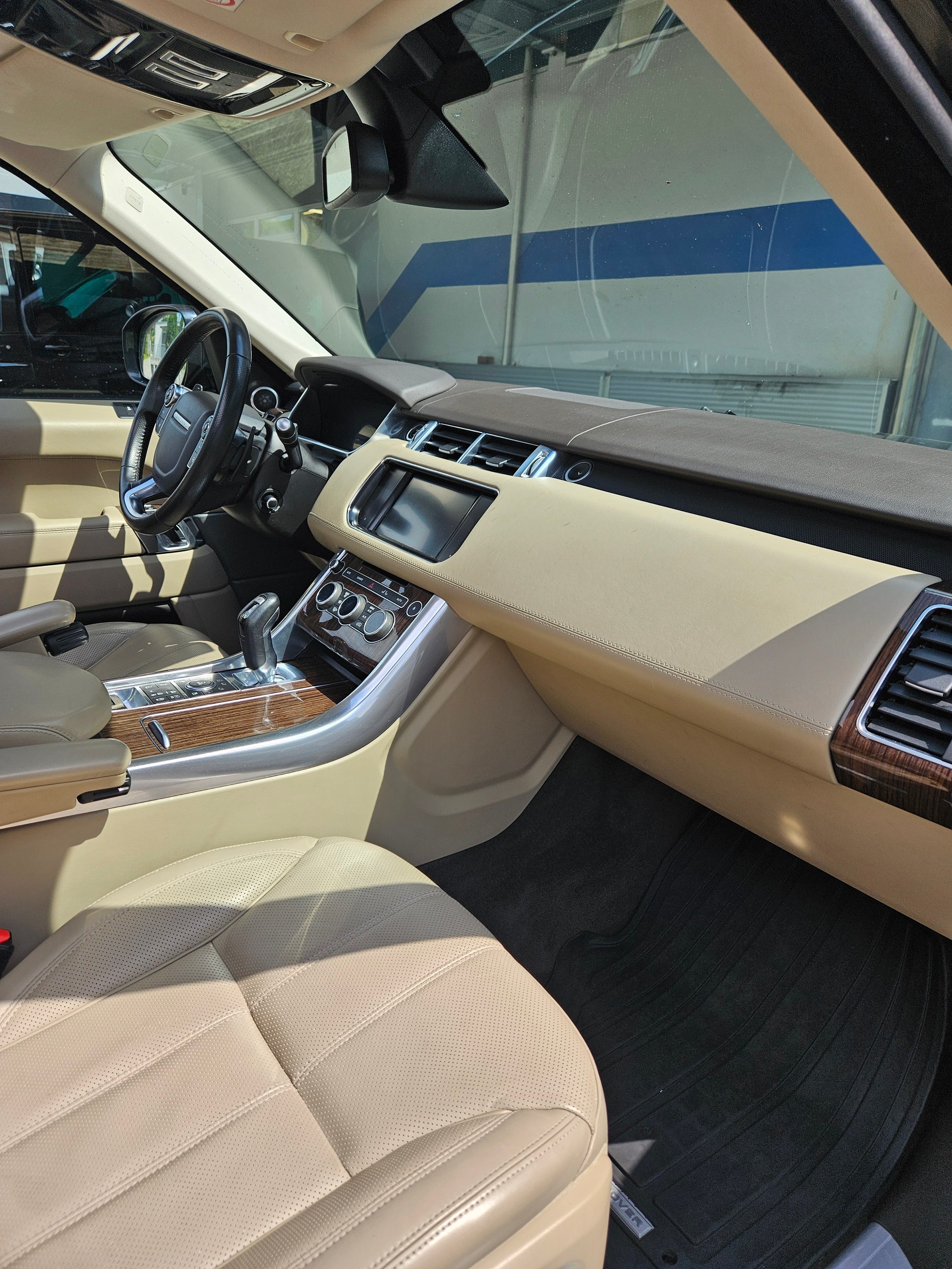 LAND ROVER Range Rover Sport 3.0 SDV6 HSE Dynamic Automatic-image-9