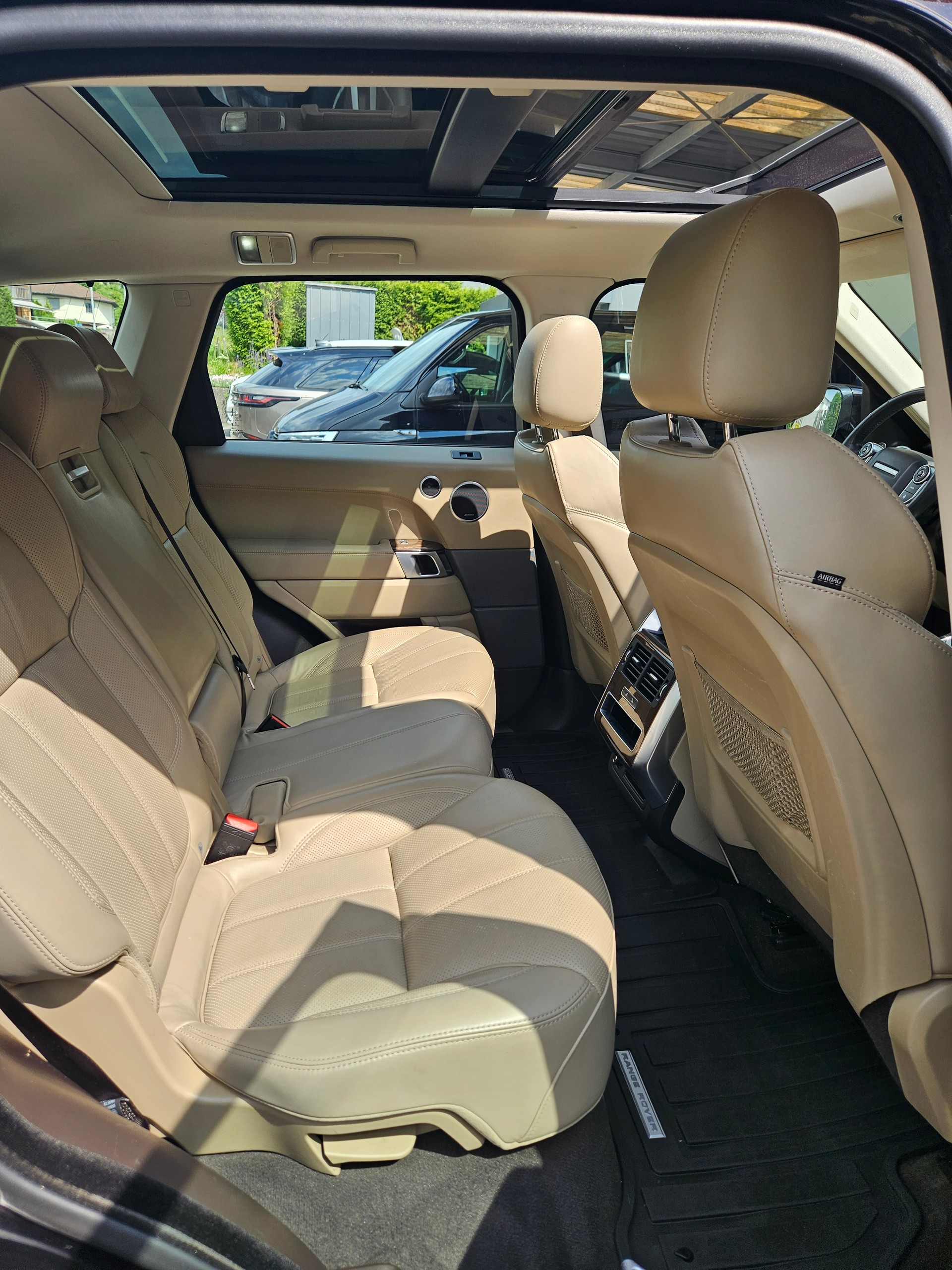 LAND ROVER Range Rover Sport 3.0 SDV6 HSE Dynamic Automatic-image-13
