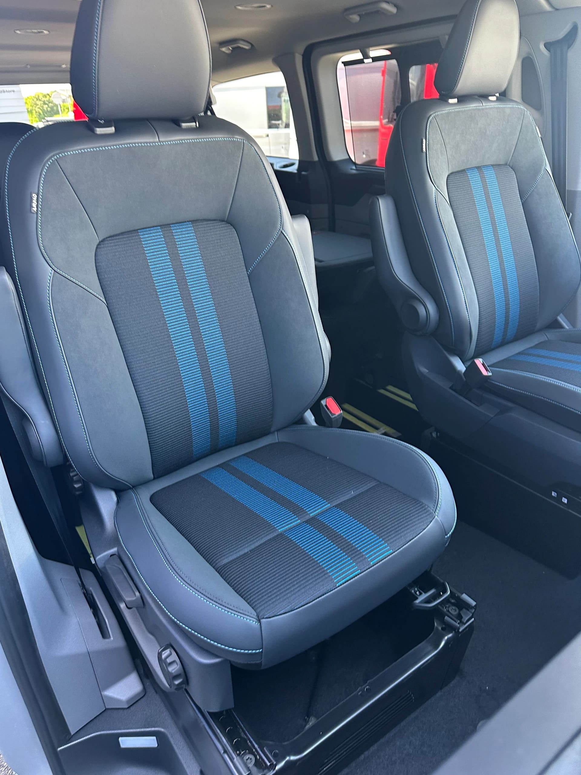 FORD Tourneo Custom 340 L1 2.5 Durat Sport/PHEV-image-15