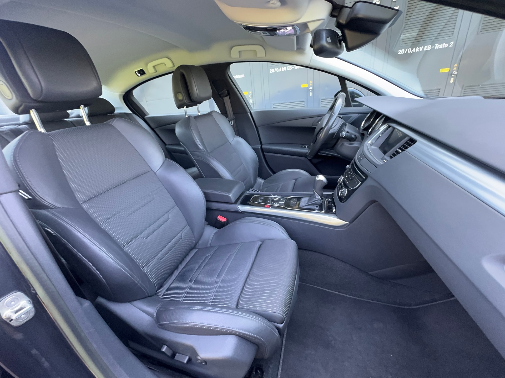 PEUGEOT 508 2.2 HDI GT Automatic-image-10