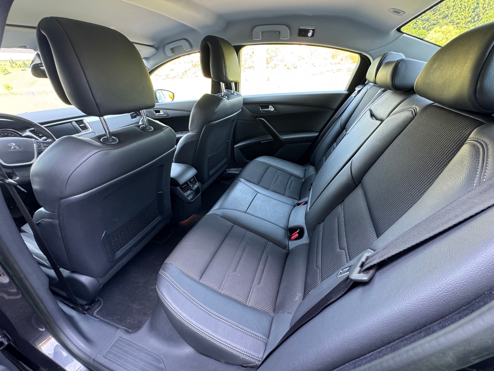 PEUGEOT 508 2.2 HDI GT Automatic-image-8