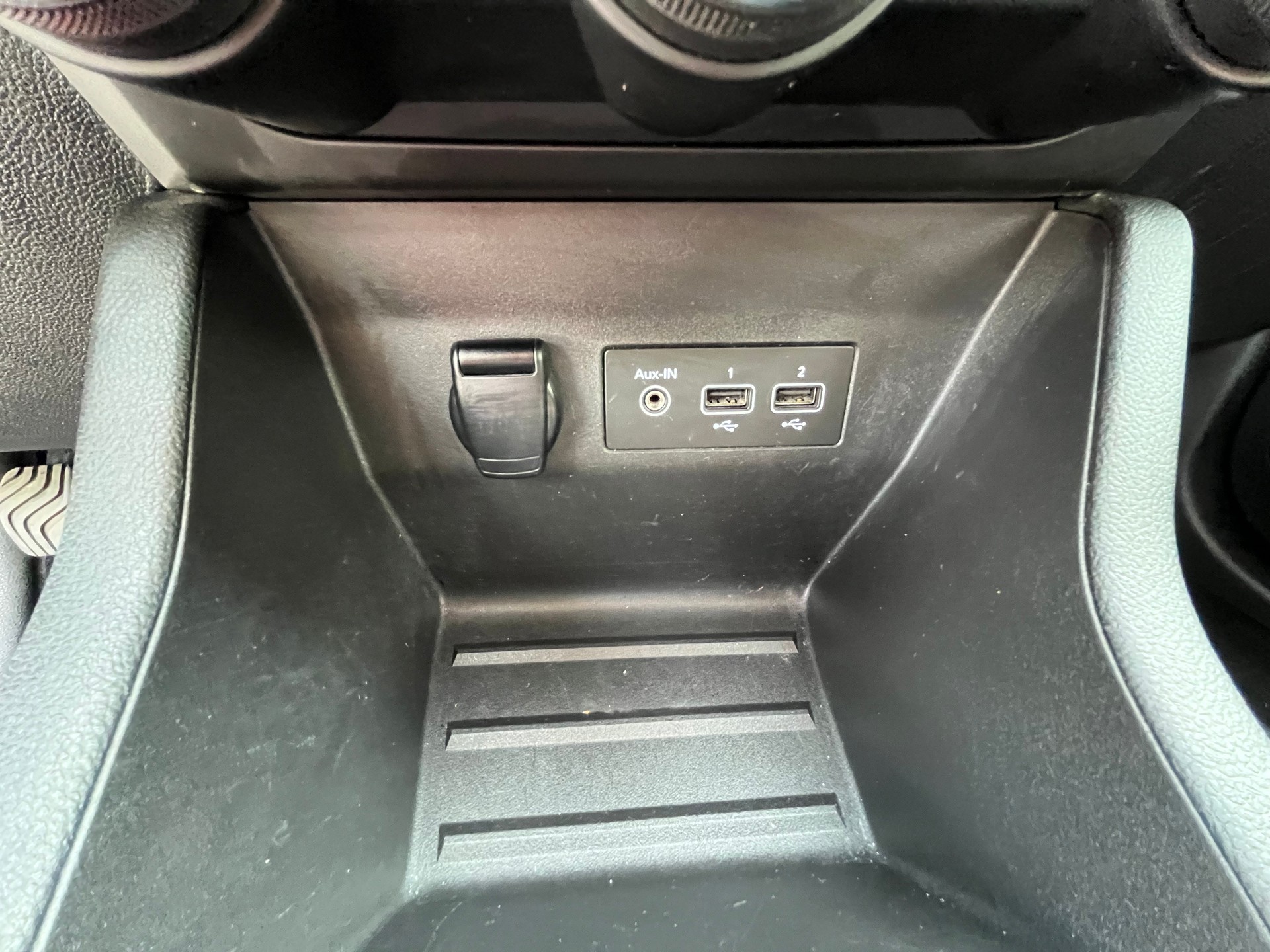 RENAULT Clio 1.0 Zen+++FRISCH AB MFK+++12 MONATE GARANTIE+++-image-10