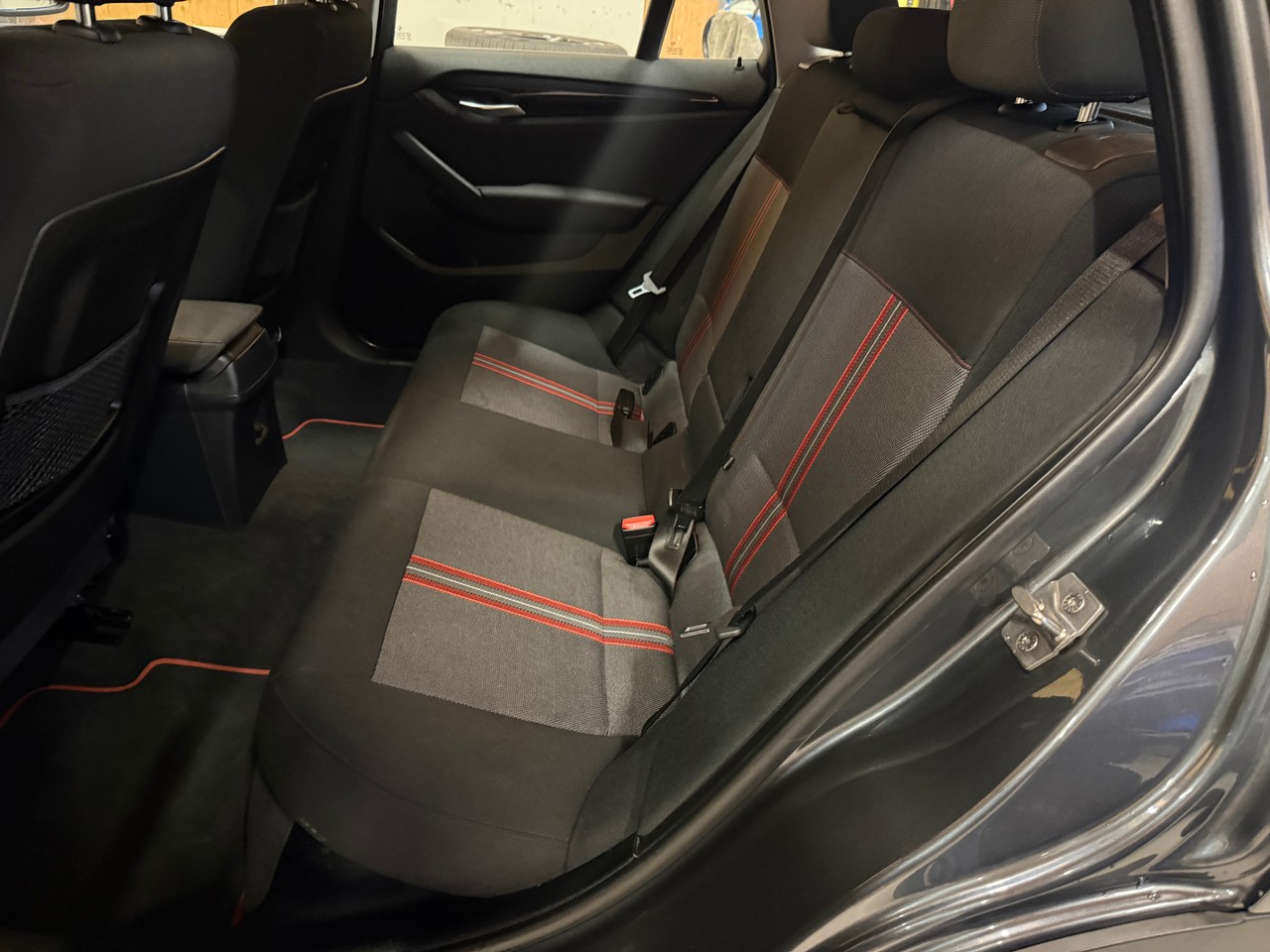 BMW X1 xDrive 28i Sport Line Steptronic-image-7