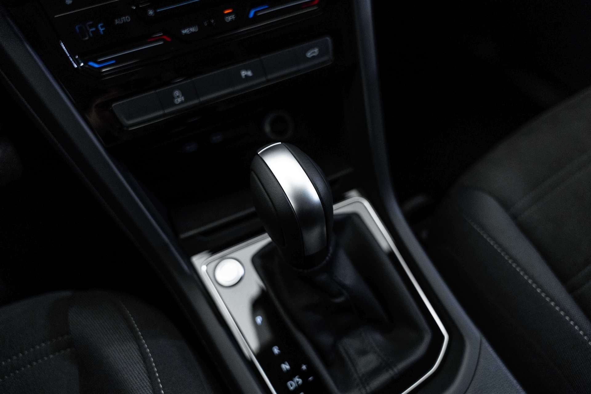 VW Touran 1.5 TSi EVO Highline 7-Plätzer DSG-Automat-image-23