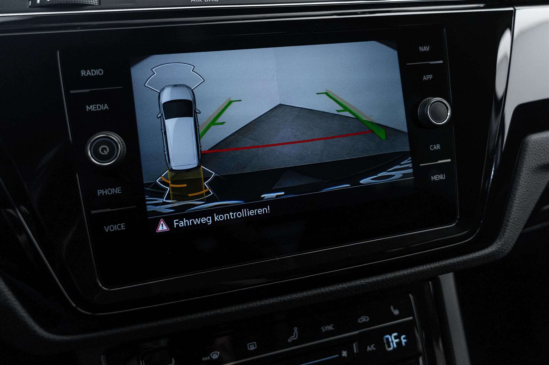 VW Touran 1.5 TSi EVO Highline 7-Plätzer DSG-Automat-image-17