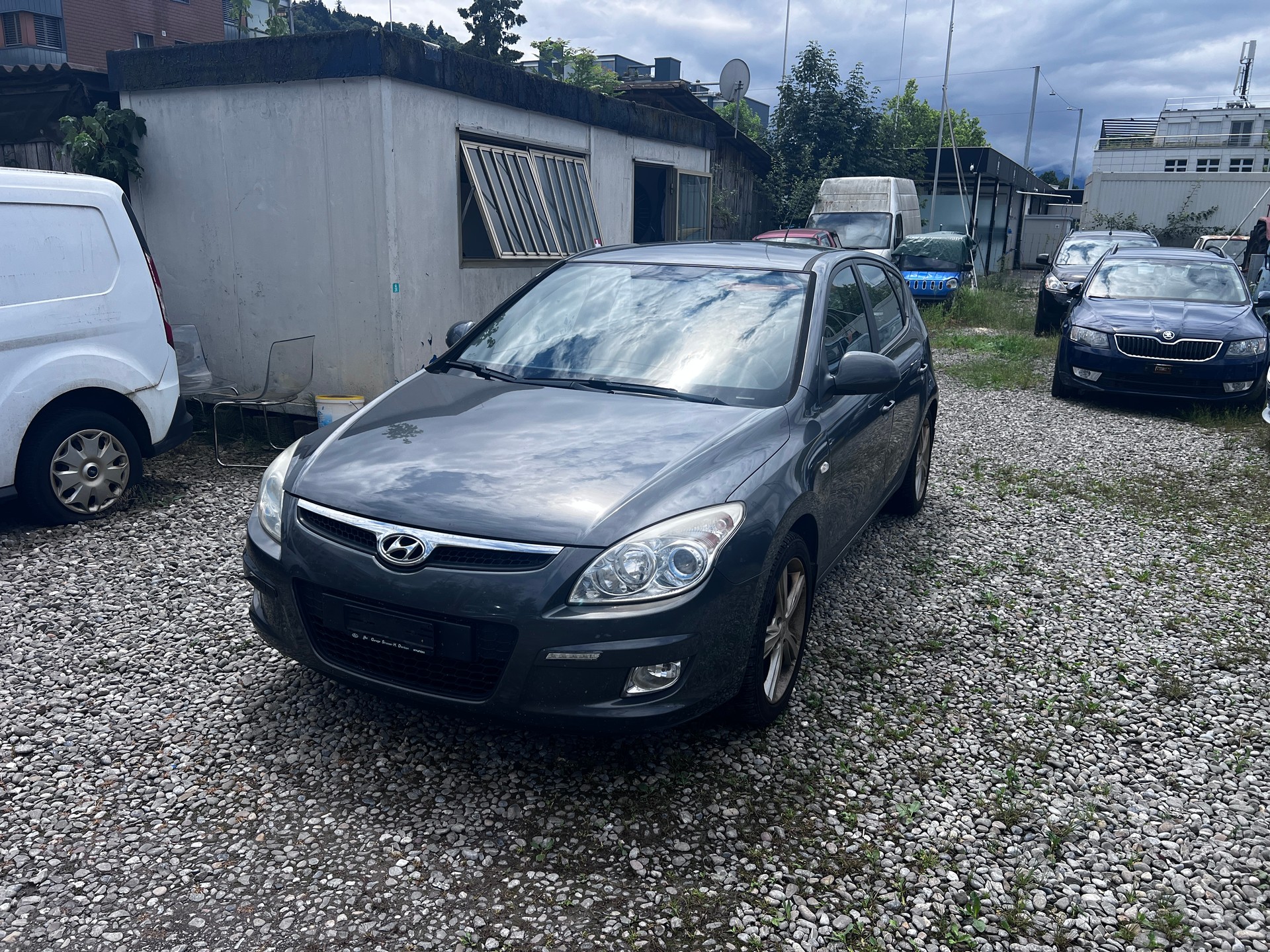 HYUNDAI i30 2.0 CRDi Premium-image-1