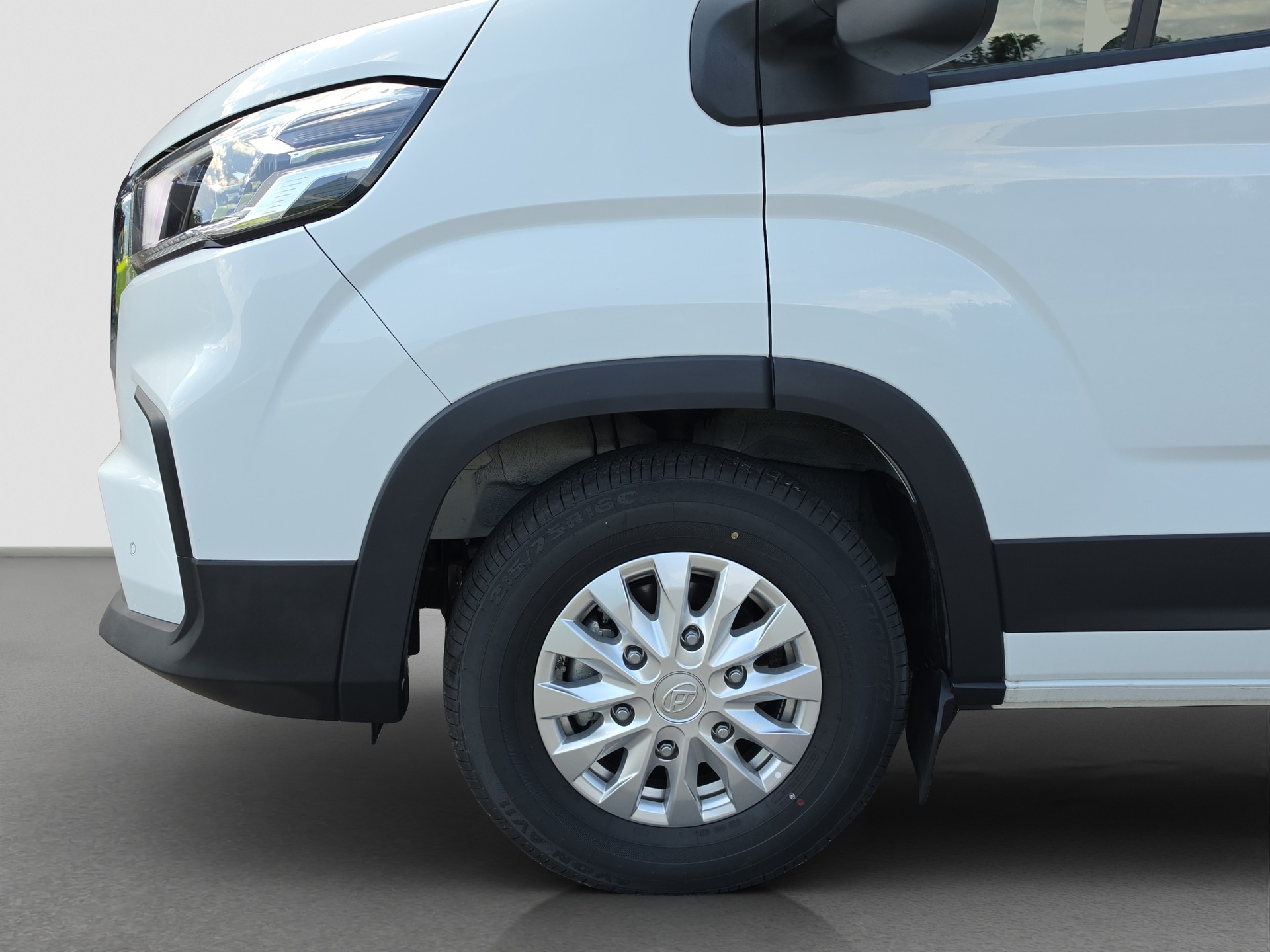 MAXUS eDeliver 9 L3H2 88.5kWh-image-14