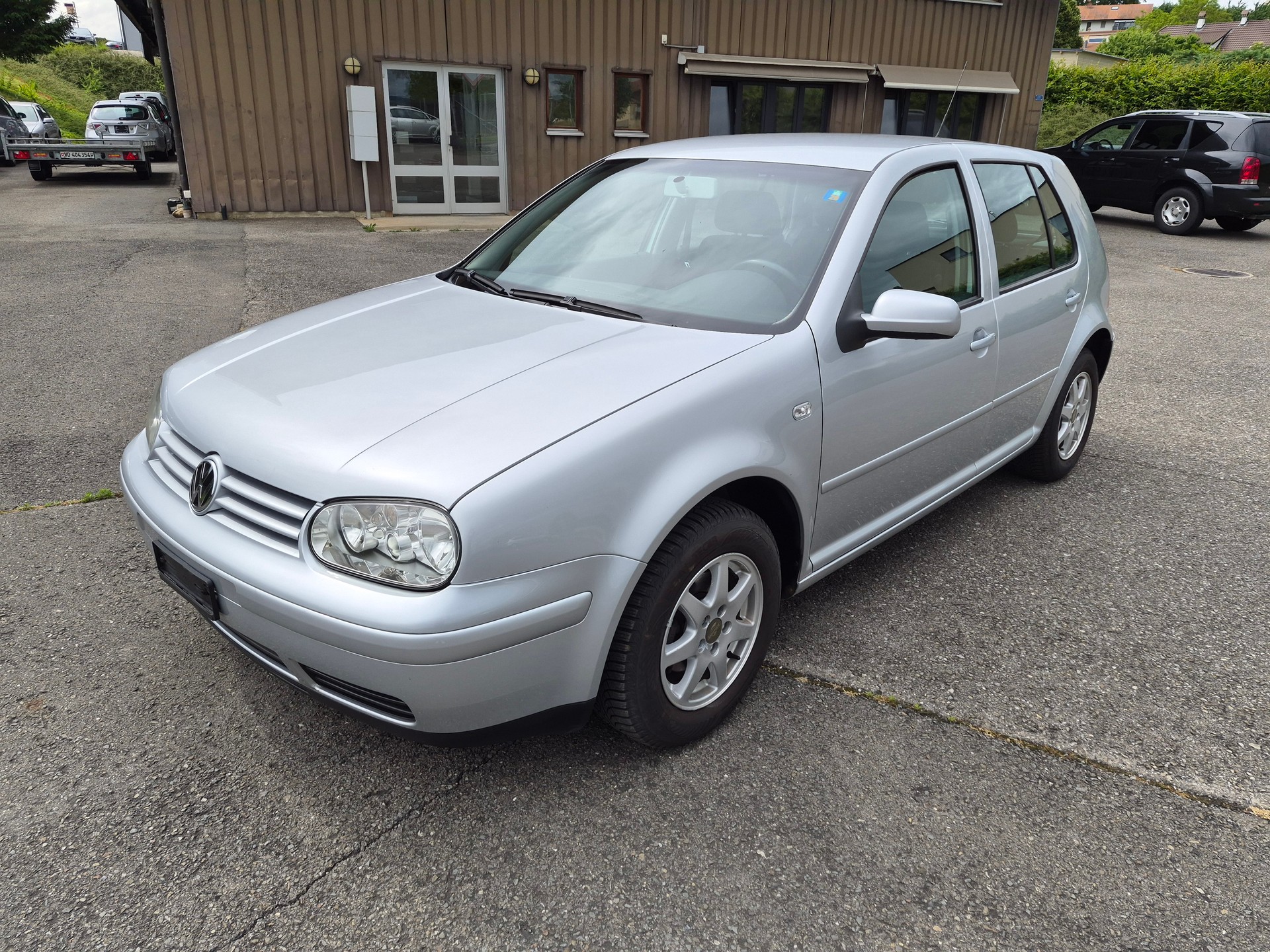VW Golf 1.6 Pacific Automatic-image-0