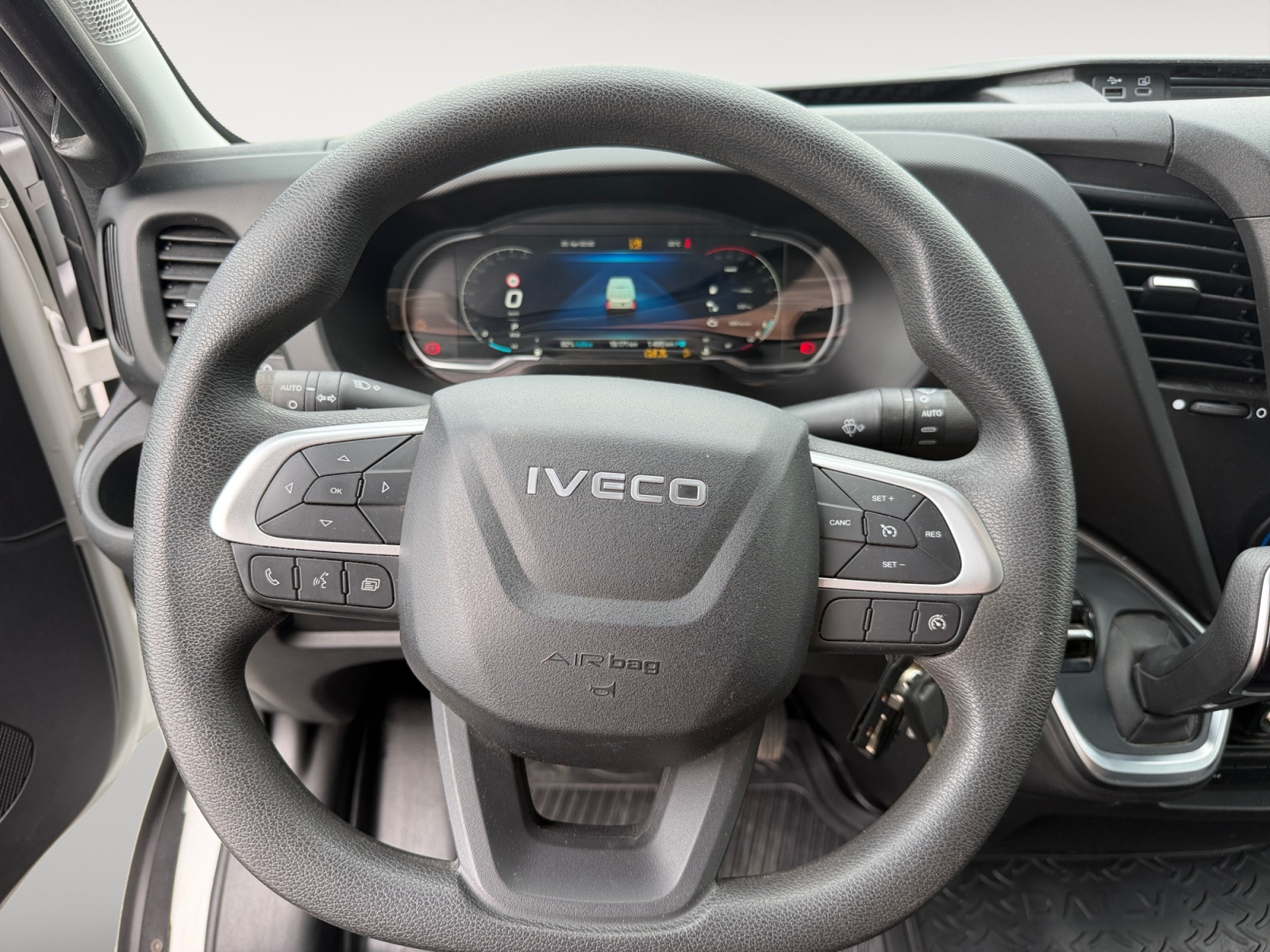 IVECO 35C18HA8 V-image-9