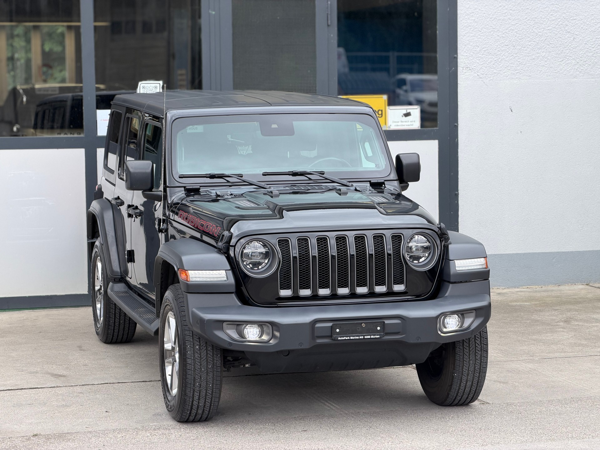 JEEP Wrangler 2.0 Unlimited Rubicon Automatic-image-3