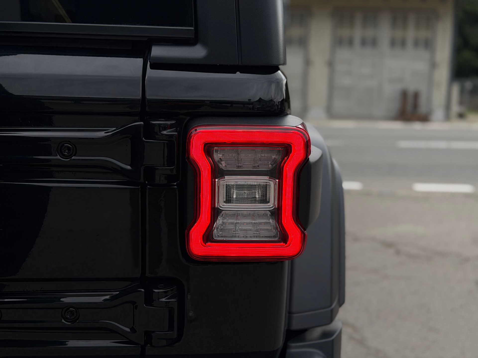 JEEP Wrangler 2.0 Unlimited Rubicon Automatic-image-7