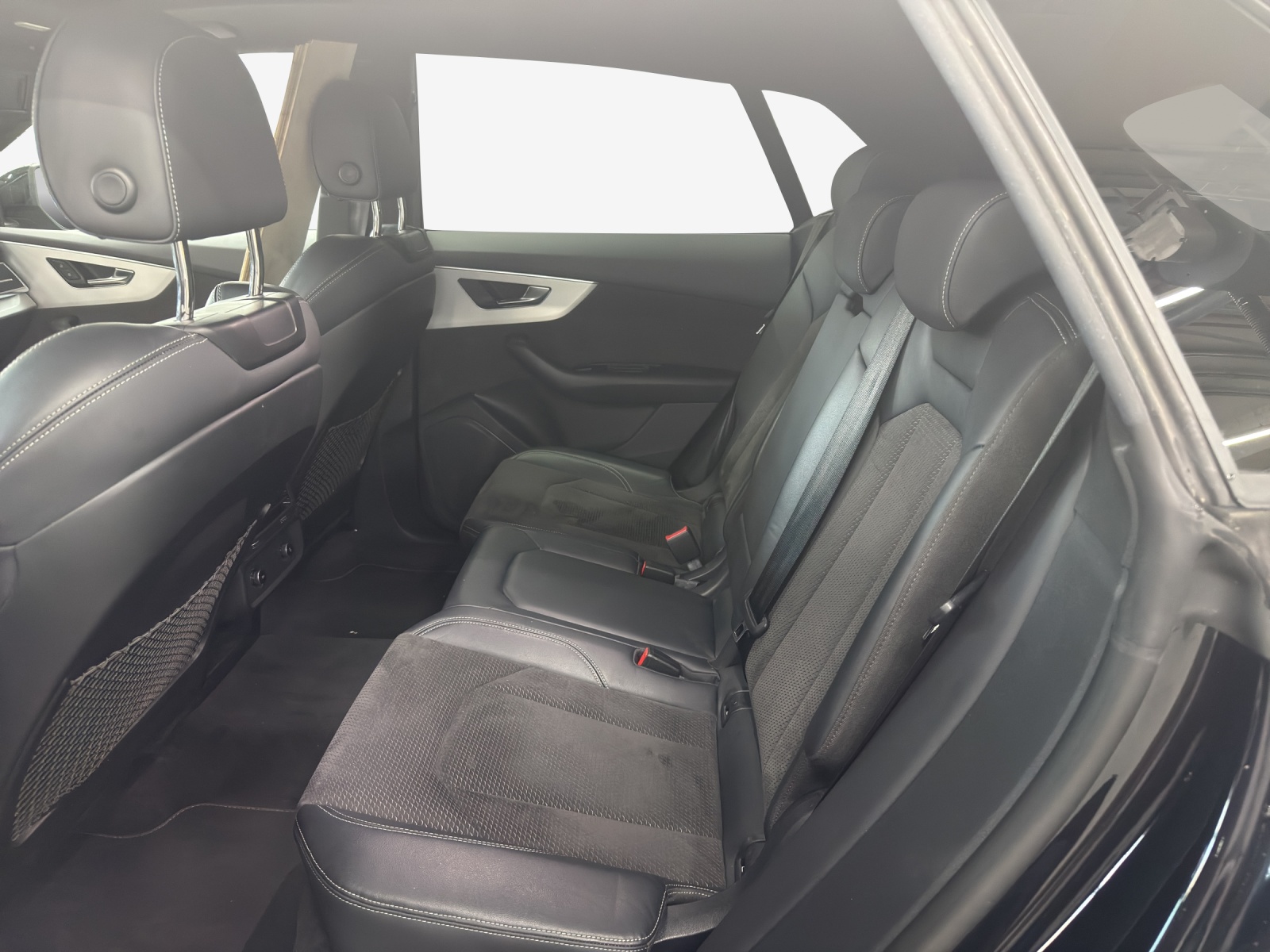 AUDI Q8 50 TDI Black Edition quattro tiptronic-image-11