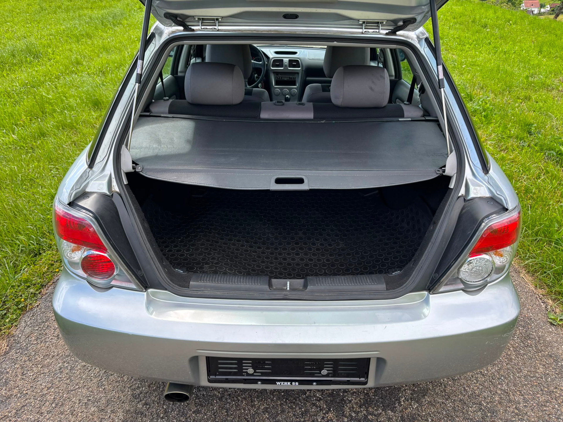 SUBARU Impreza 2.0 R-image-8