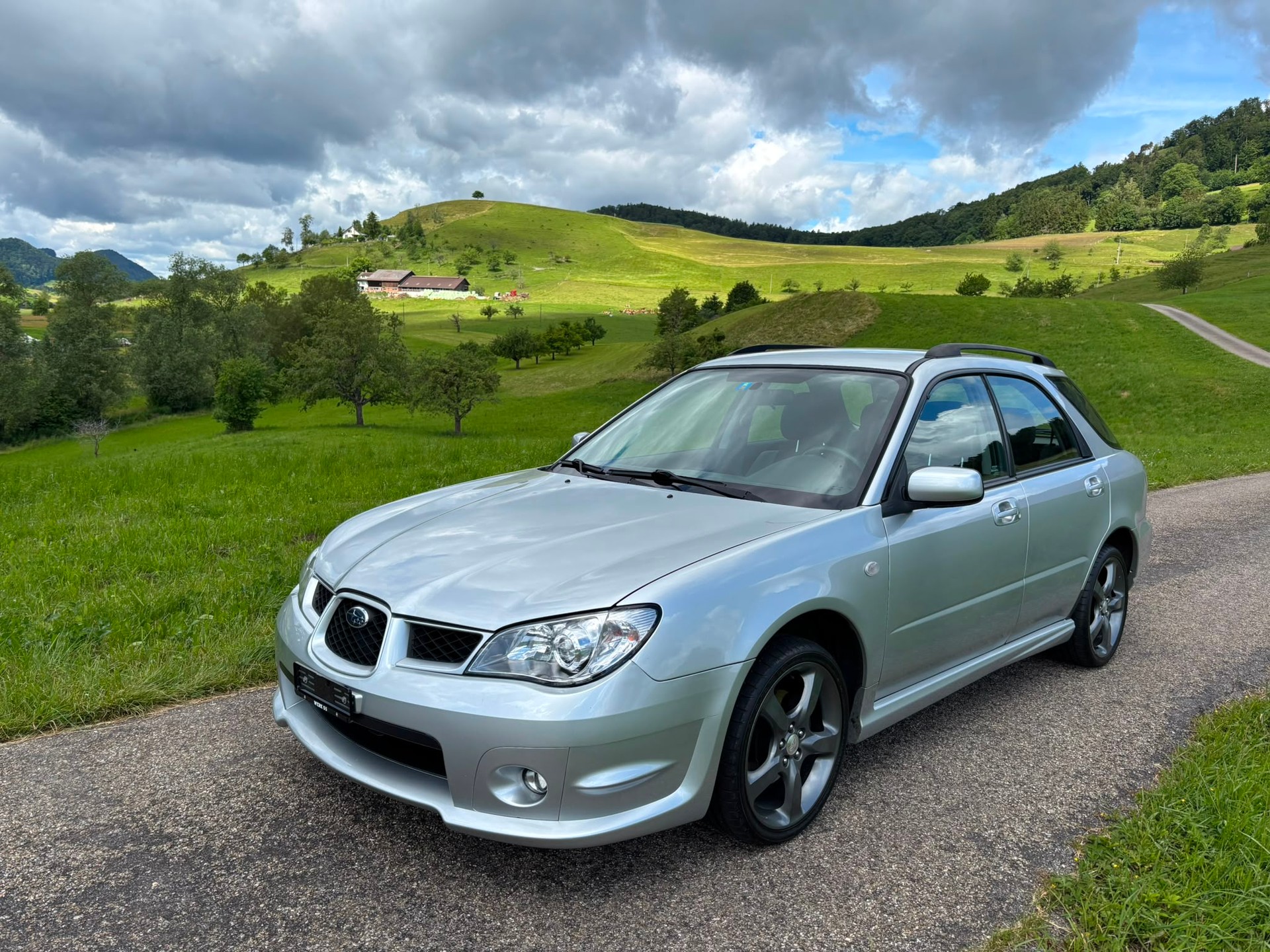SUBARU Impreza 2.0 R-image-0