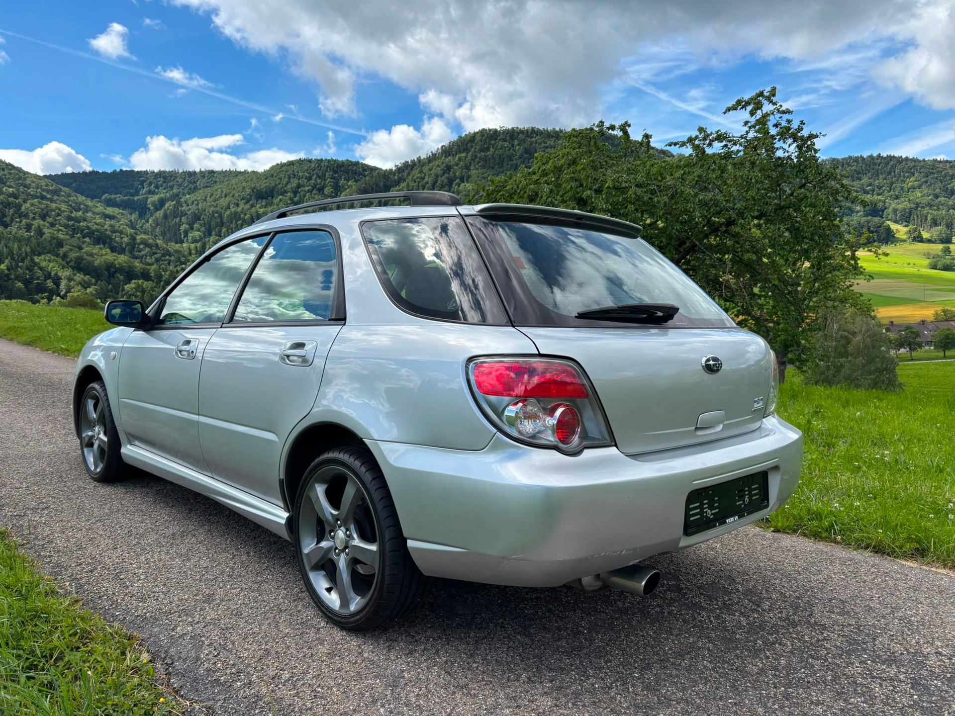 SUBARU Impreza 2.0 R-image-2