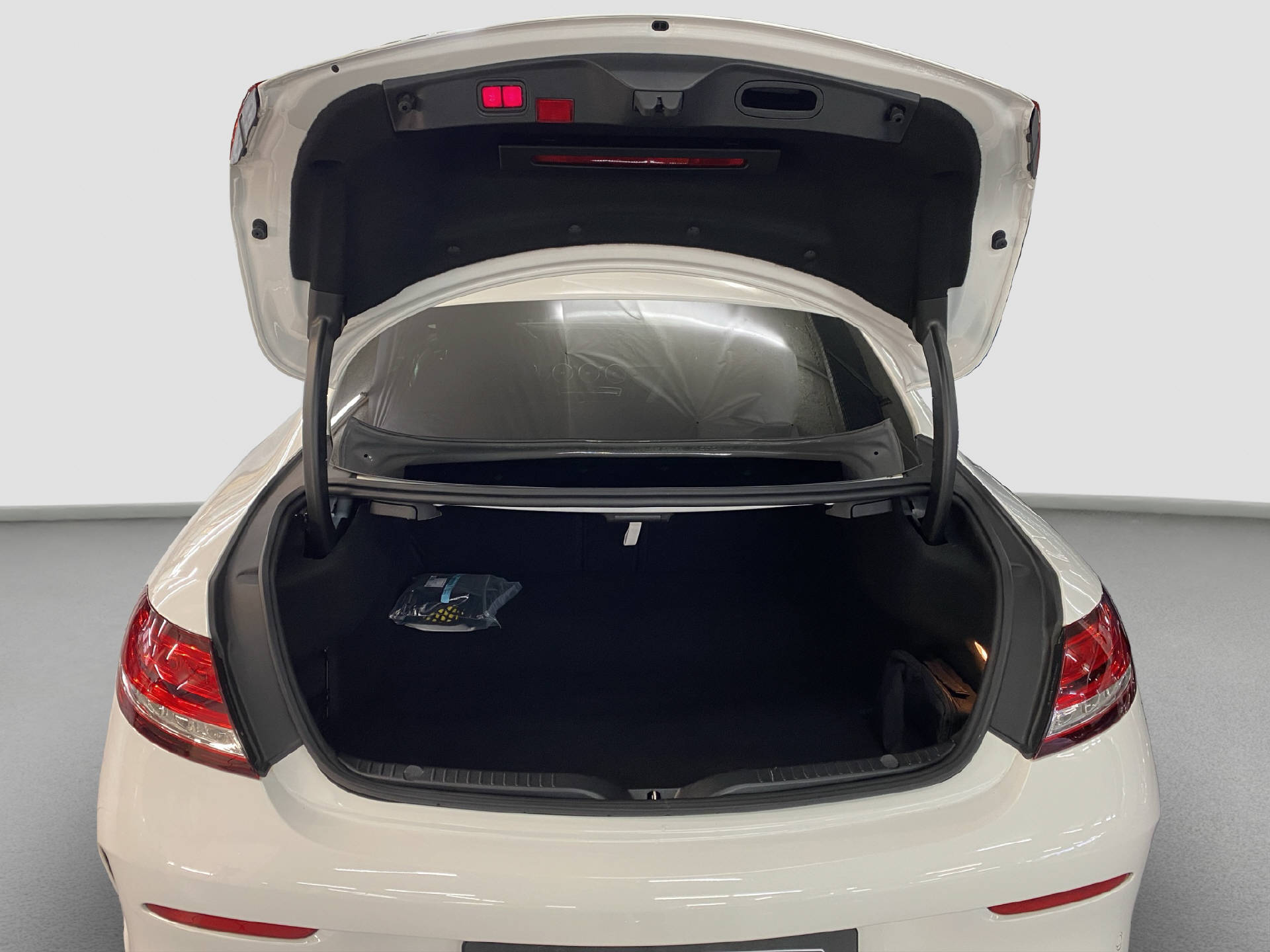 MERCEDES-BENZ C 300 Coupé 4MATIC-image-14