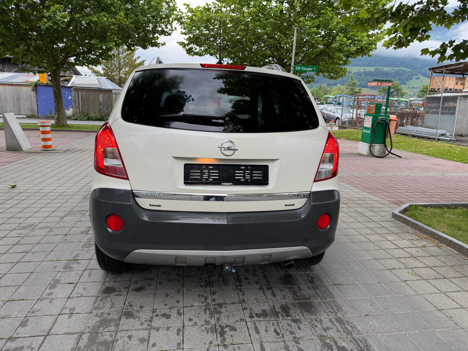 OPEL Antara 2.2 CDTi Cosmo 4WD Automatic-image-4