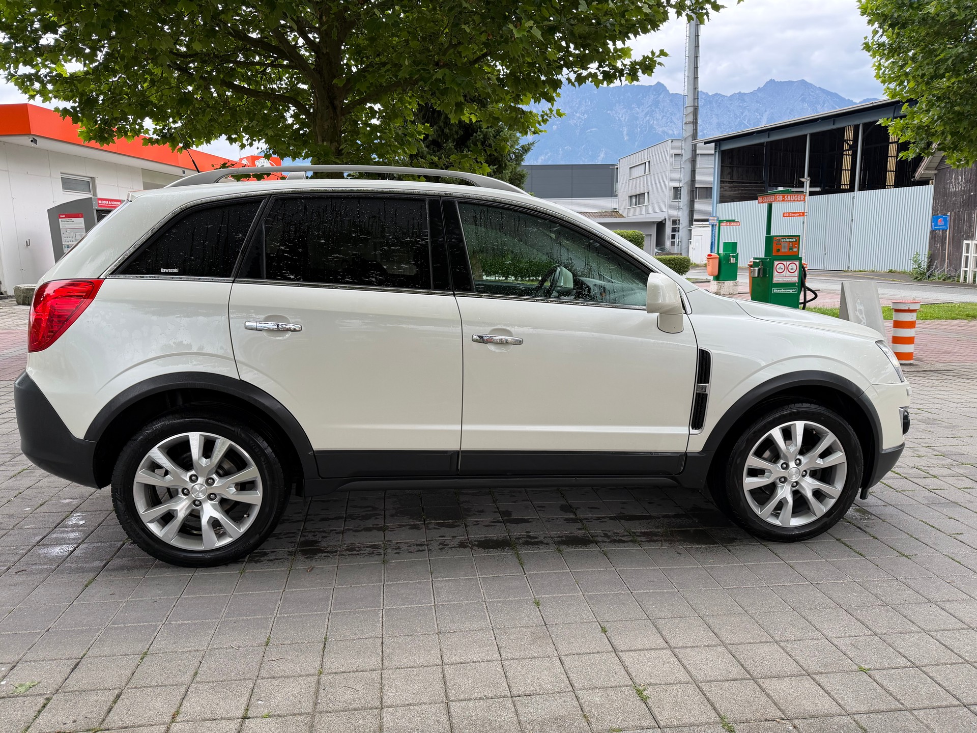OPEL Antara 2.2 CDTi Cosmo 4WD Automatic-image-6
