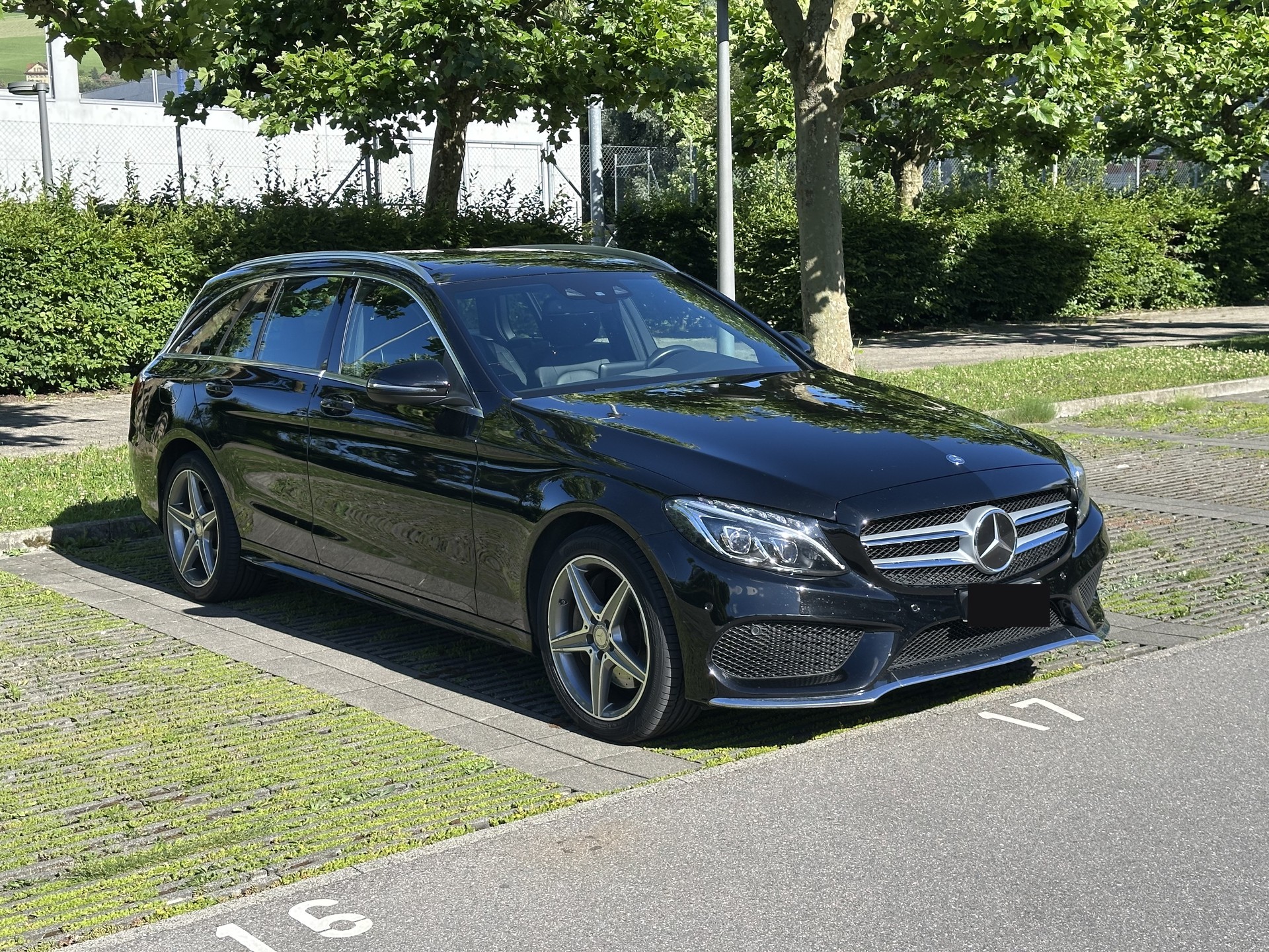 MERCEDES-BENZ C 250 d Swiss Star AMG Line 4m-image-0