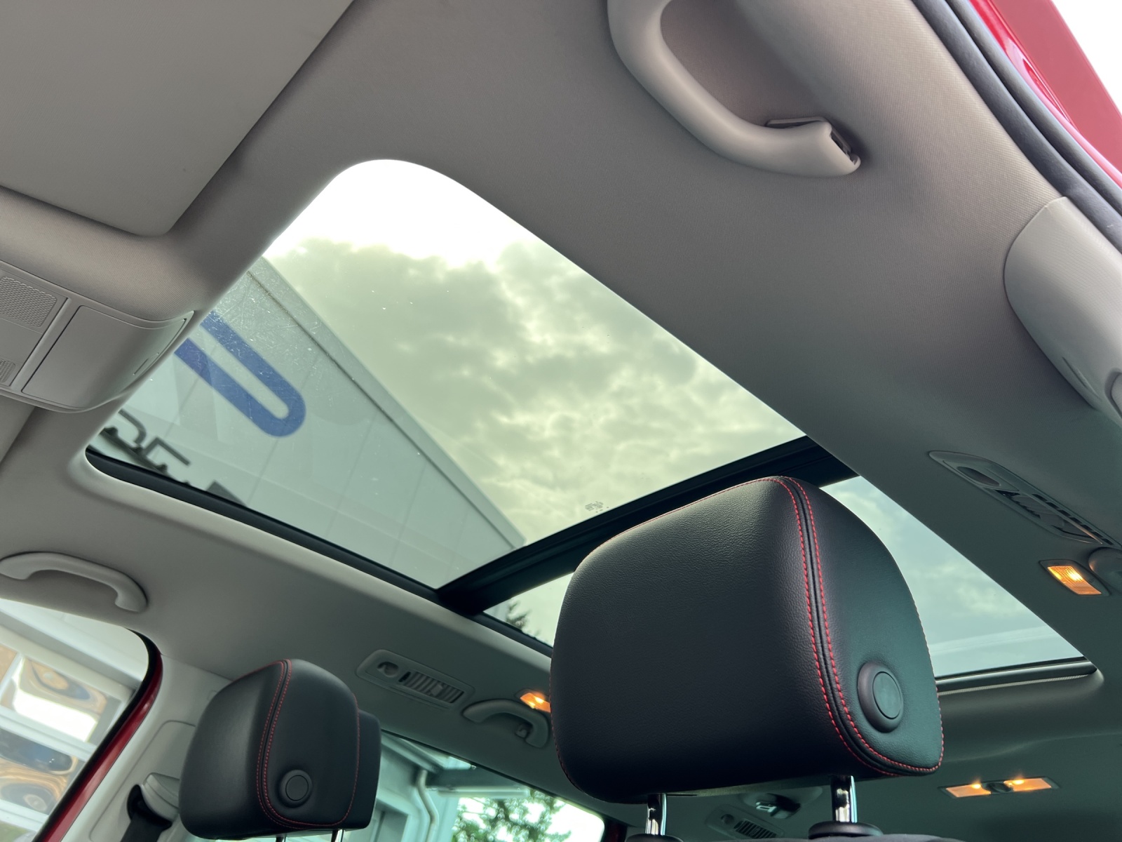 SEAT Alhambra 2.0 TSI FR Line DSG-image-13