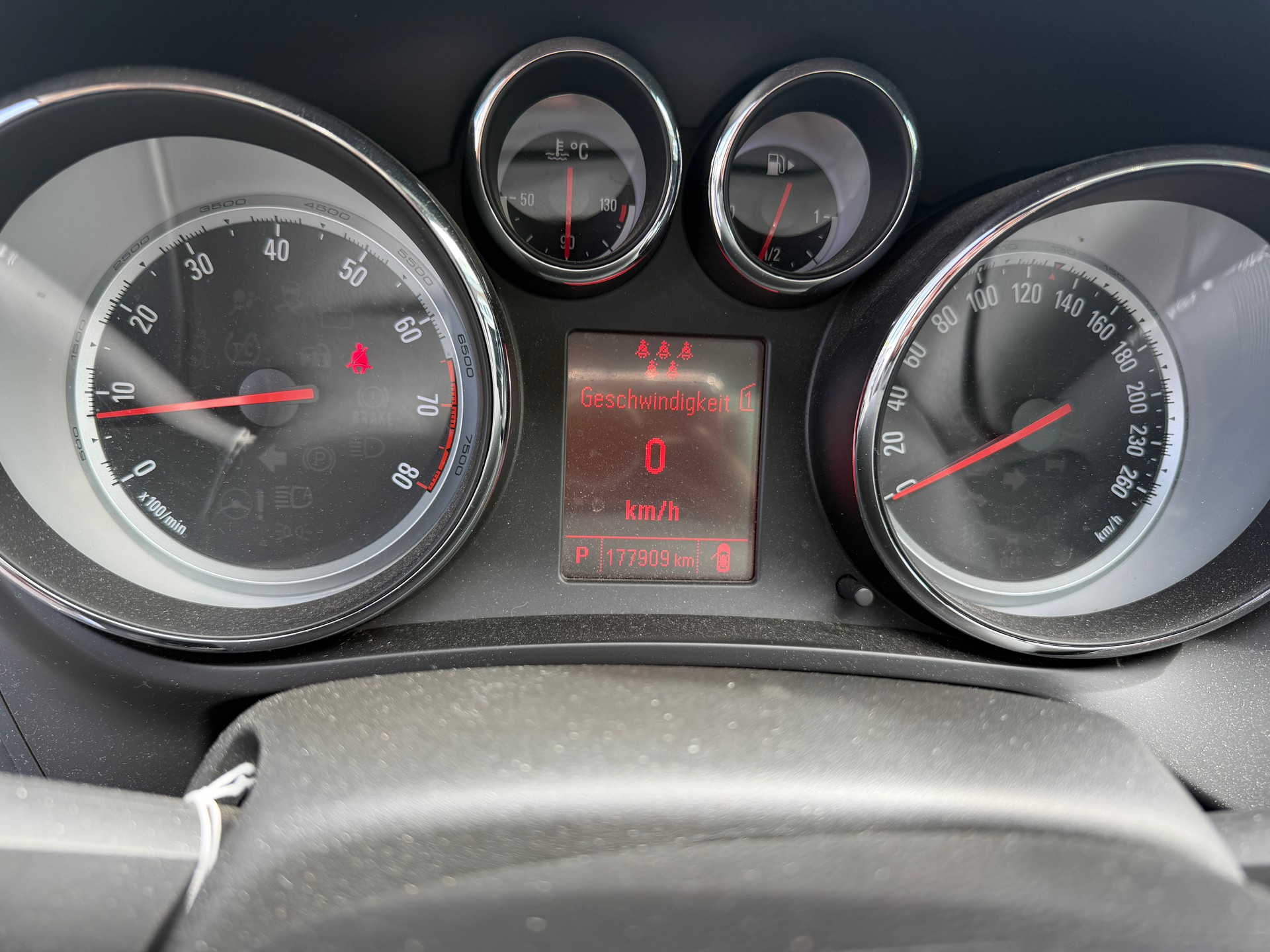 OPEL Zafira Tourer 1.4i 16V Turbo Sport Automatic-image-7