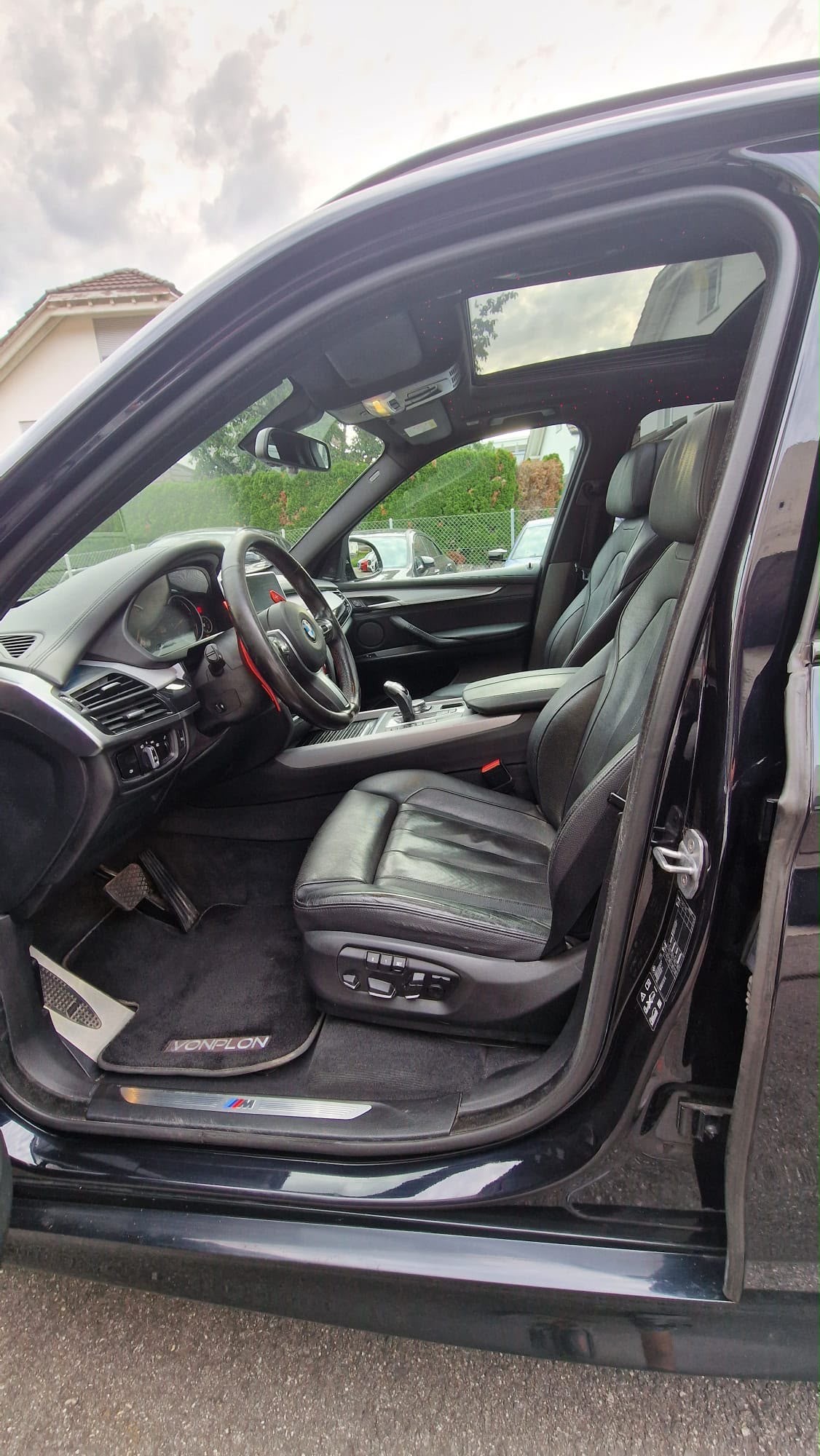 BMW X5 xDrive 50i Steptronic 7-Plätze-image-9