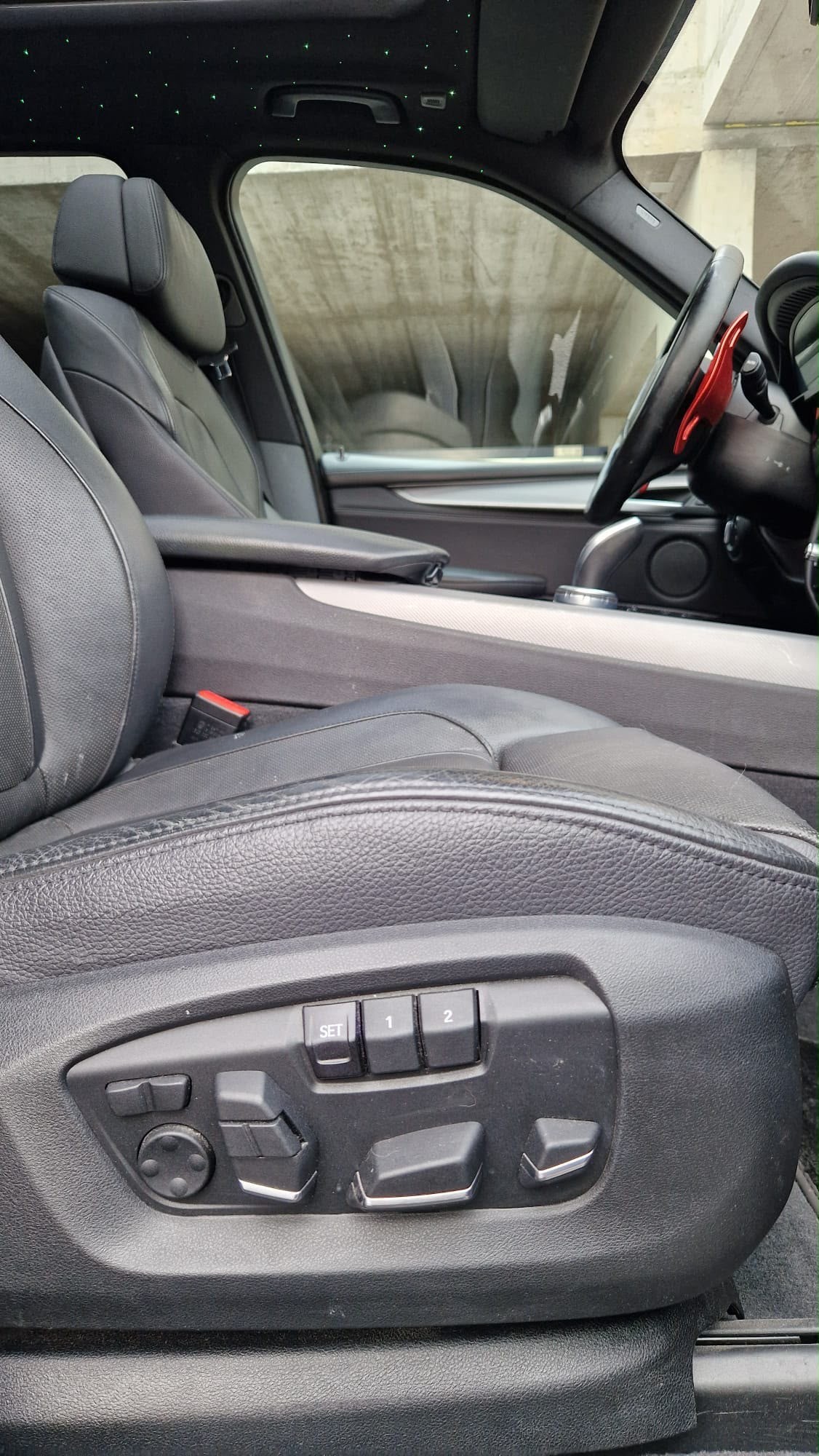 BMW X5 xDrive 50i Steptronic 7-Plätze-image-12
