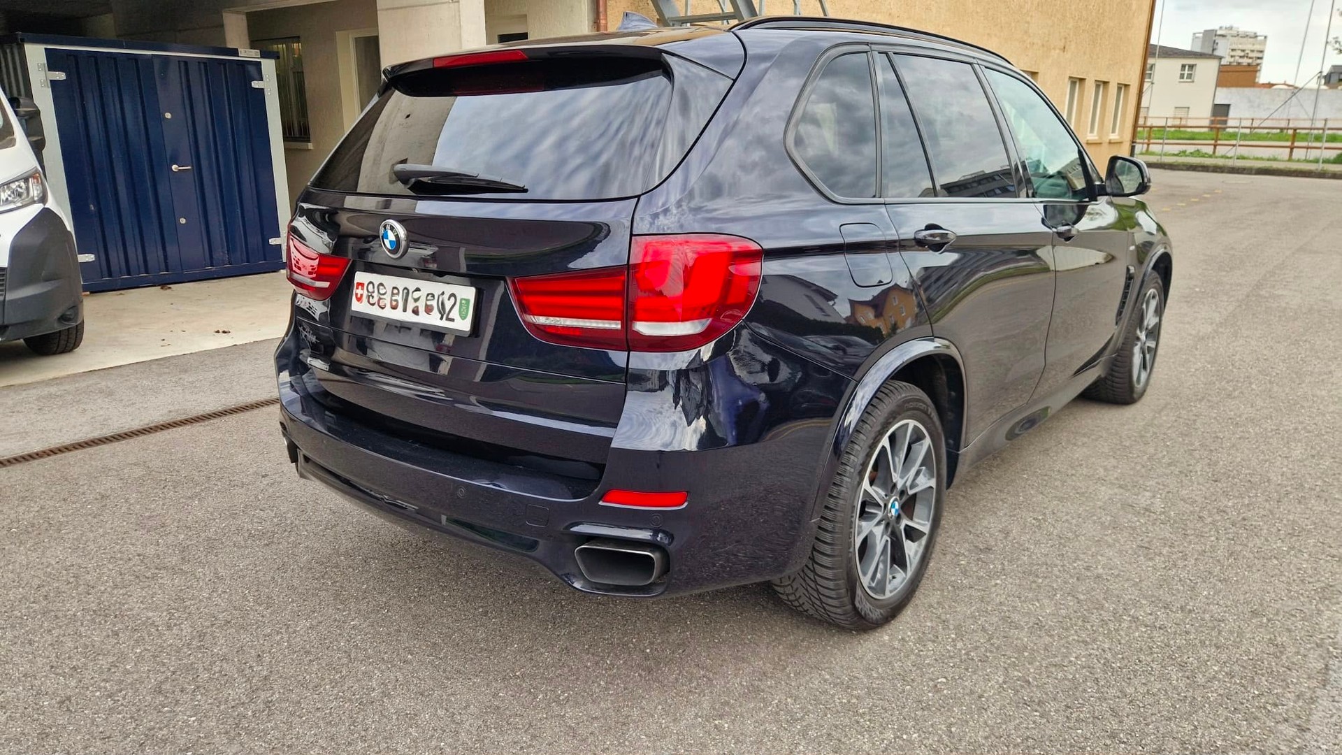 BMW X5 xDrive 50i Steptronic 7-Plätze-image-5