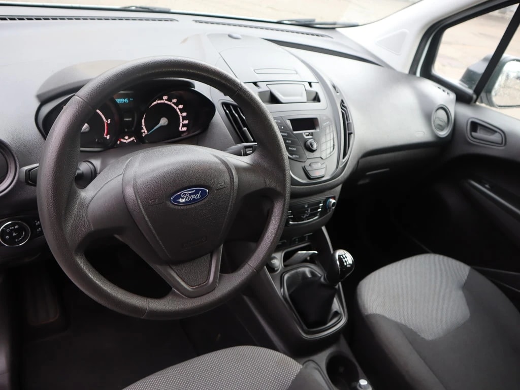 FORD Transit Courier Combi 1.5 TDCi Trend ** 5-Plätzer ** Klimaanlage ** Frisch ab MFK & Service **-image-8