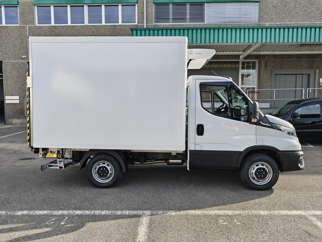 IVECO 35S16A8 mit Kühlaufbau-image-3