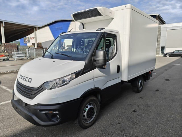 IVECO 35S16A8 mit Kühlaufbau-image-0